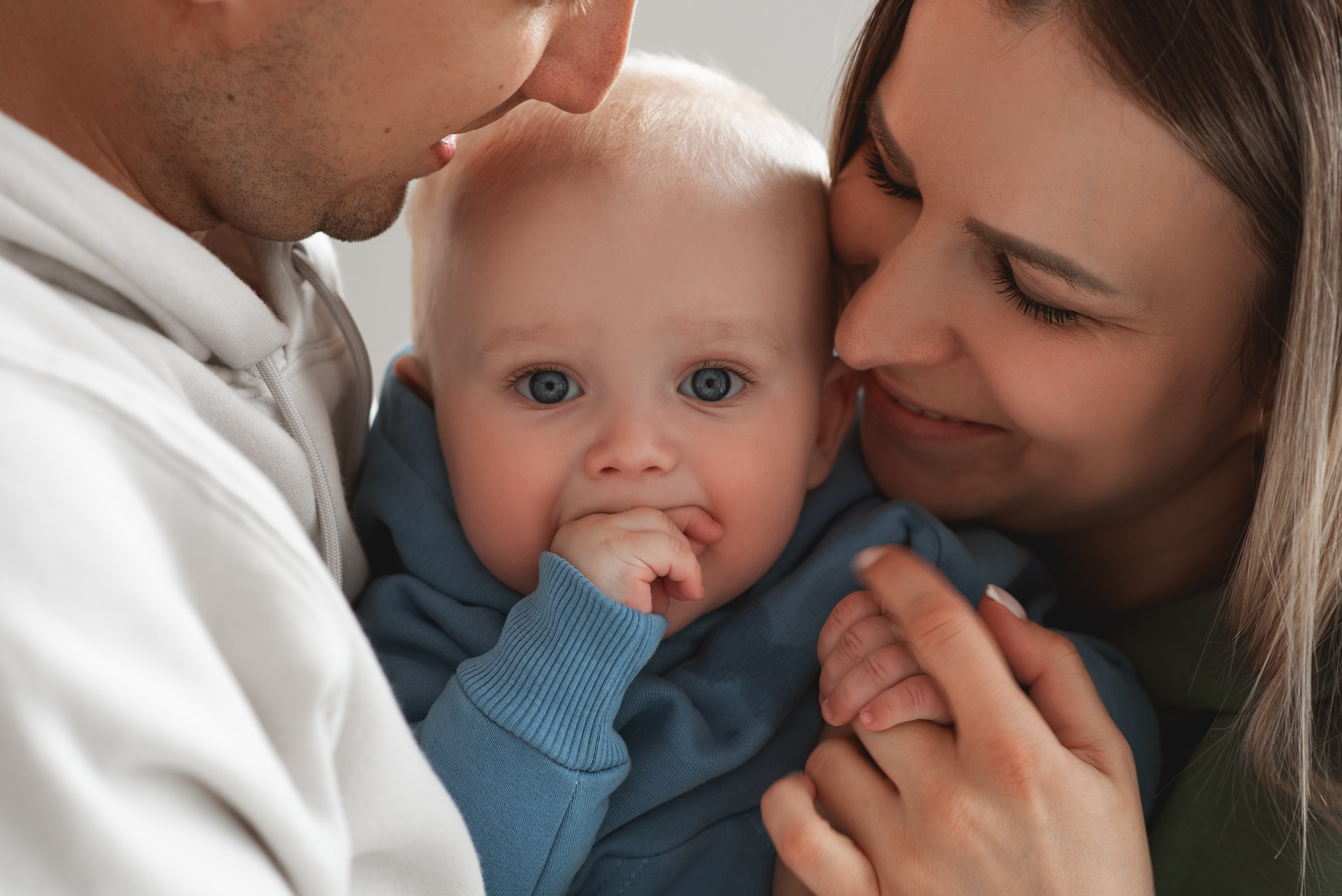 Семейная фотосессия Полина Игорь Богдан. Семейный фотограф в Южно-Сахалинске Анастасия Лимарева