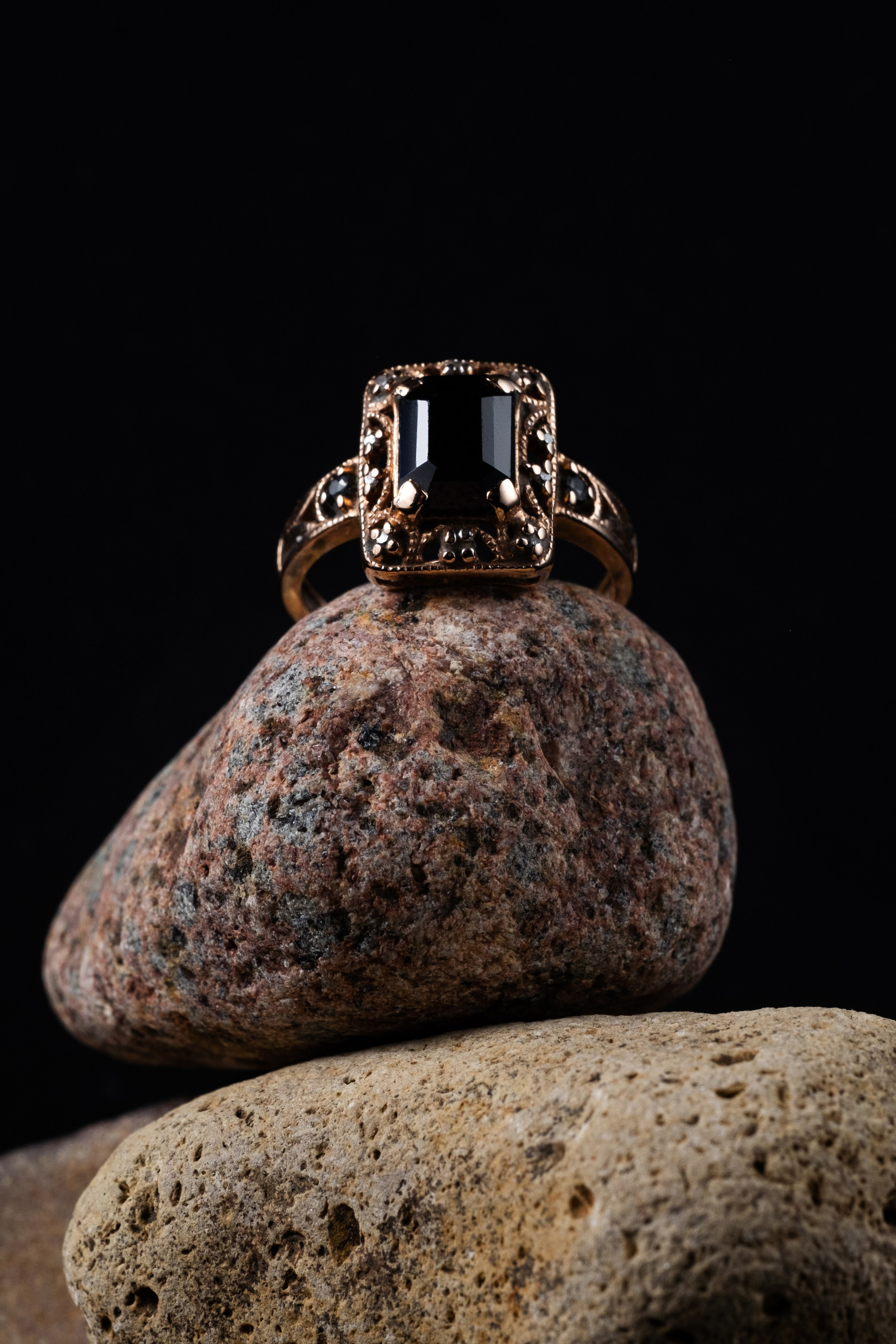 Кольца. Фуд-фотограф в Москве | Профессиональная съемка блюд и еды | Горбачёв Виталий