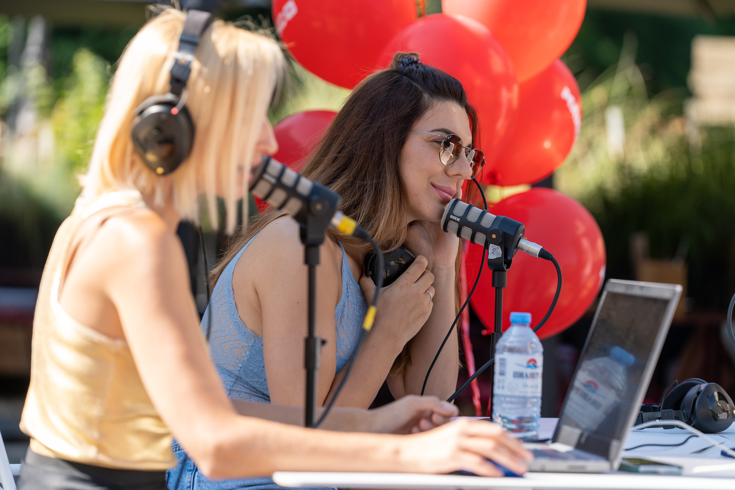 Радио Макс FM в Техникуме на курорте Роза Хутор. Репортажный фотограф в Красной Поляне и Сочи Павлюченко Екатерина