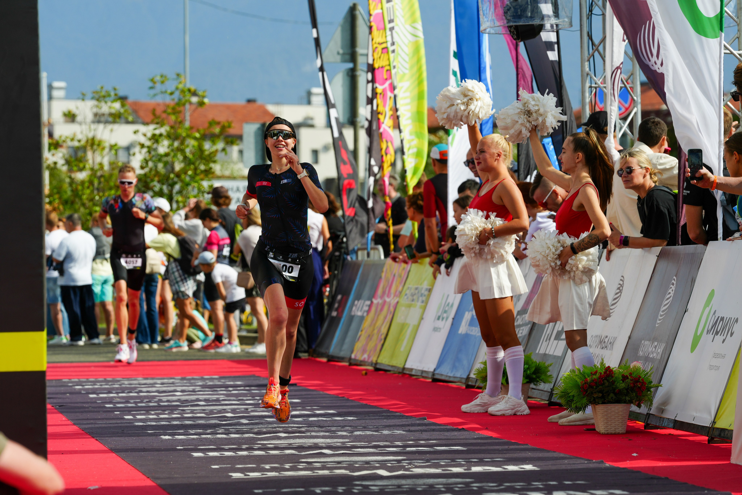 Фотоотчет партнерской интеграции для компании TELE2 на фестивале Ironstar. Репортажный фотограф в Красной Поляне и Сочи Павлюченко Екатерина