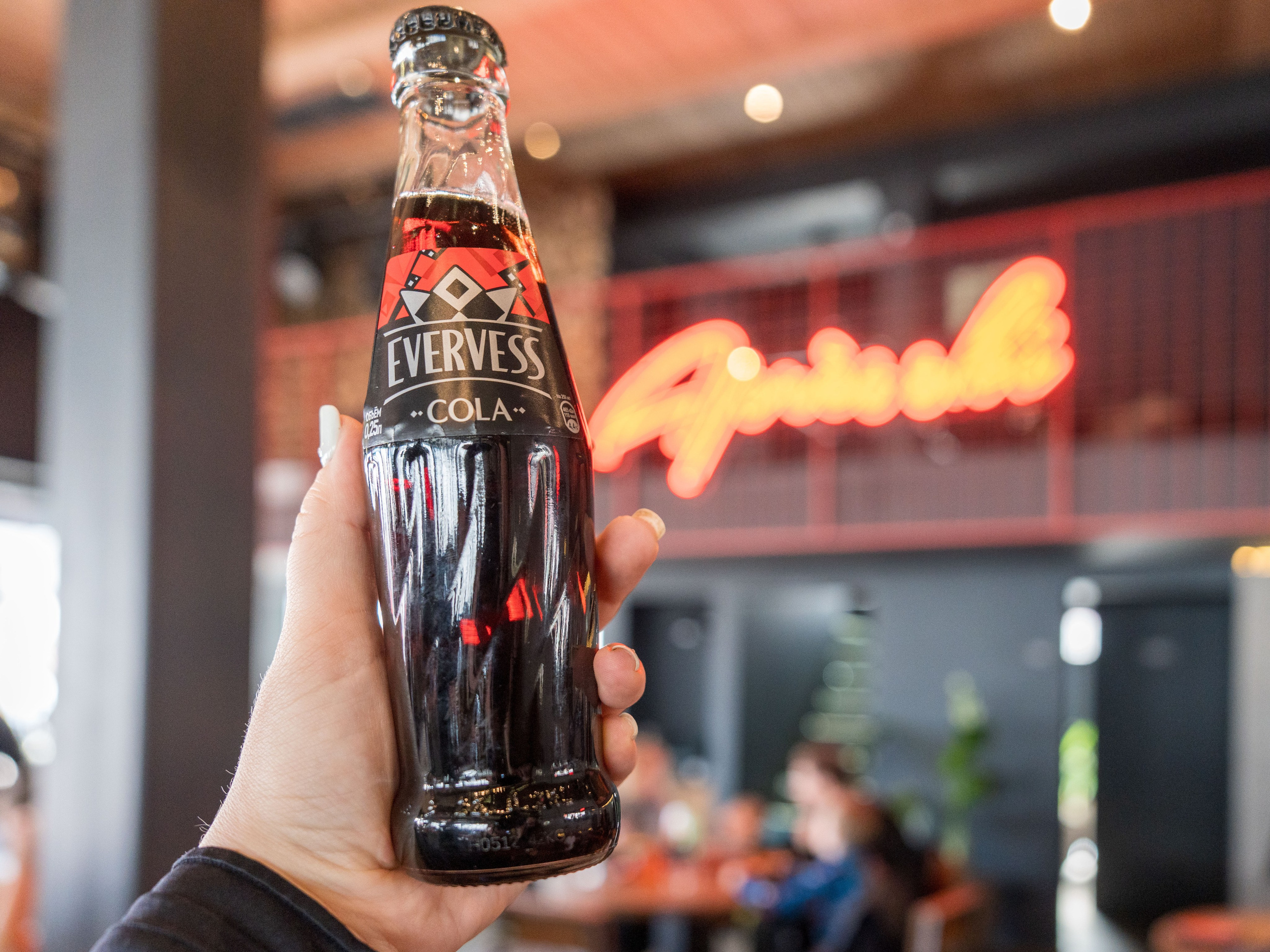 Компания «EVERVESS»: отчет с точек продаж на курортах Красной Поляны. Репортажный фотограф в Красной Поляне и Сочи Павлюченко Екатерина