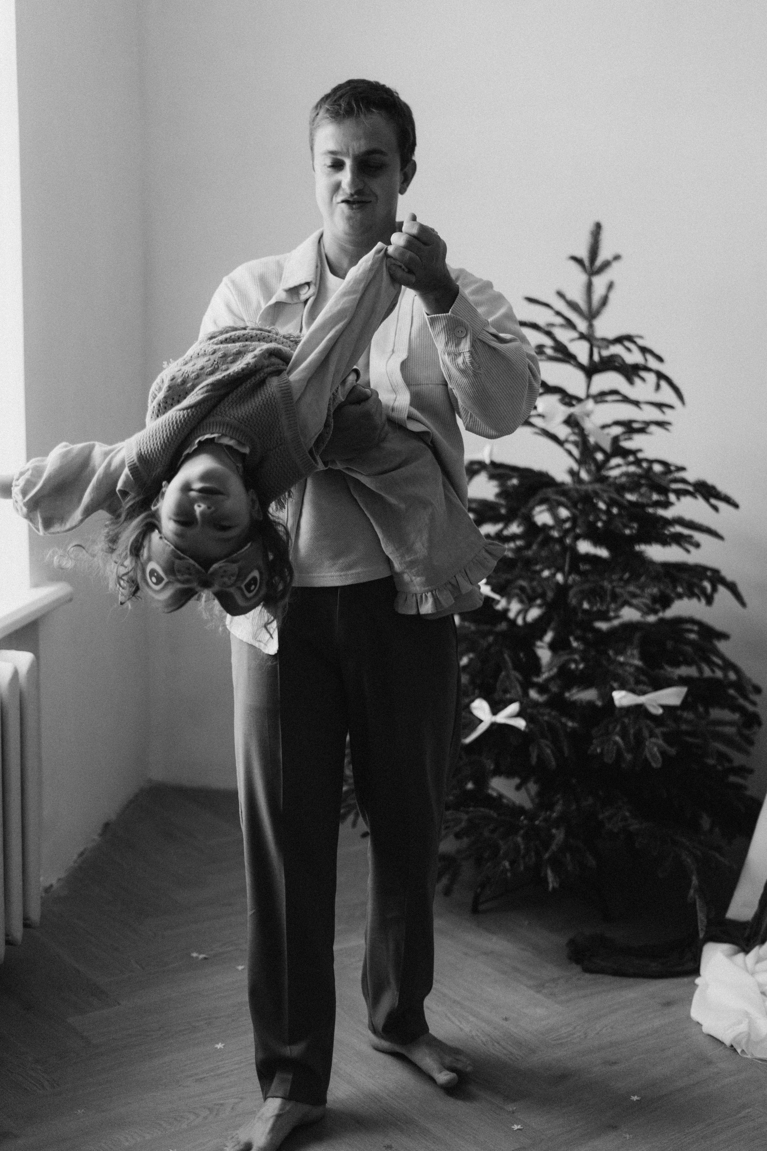 Женя, Ваня, Таисия и Есения. Главная