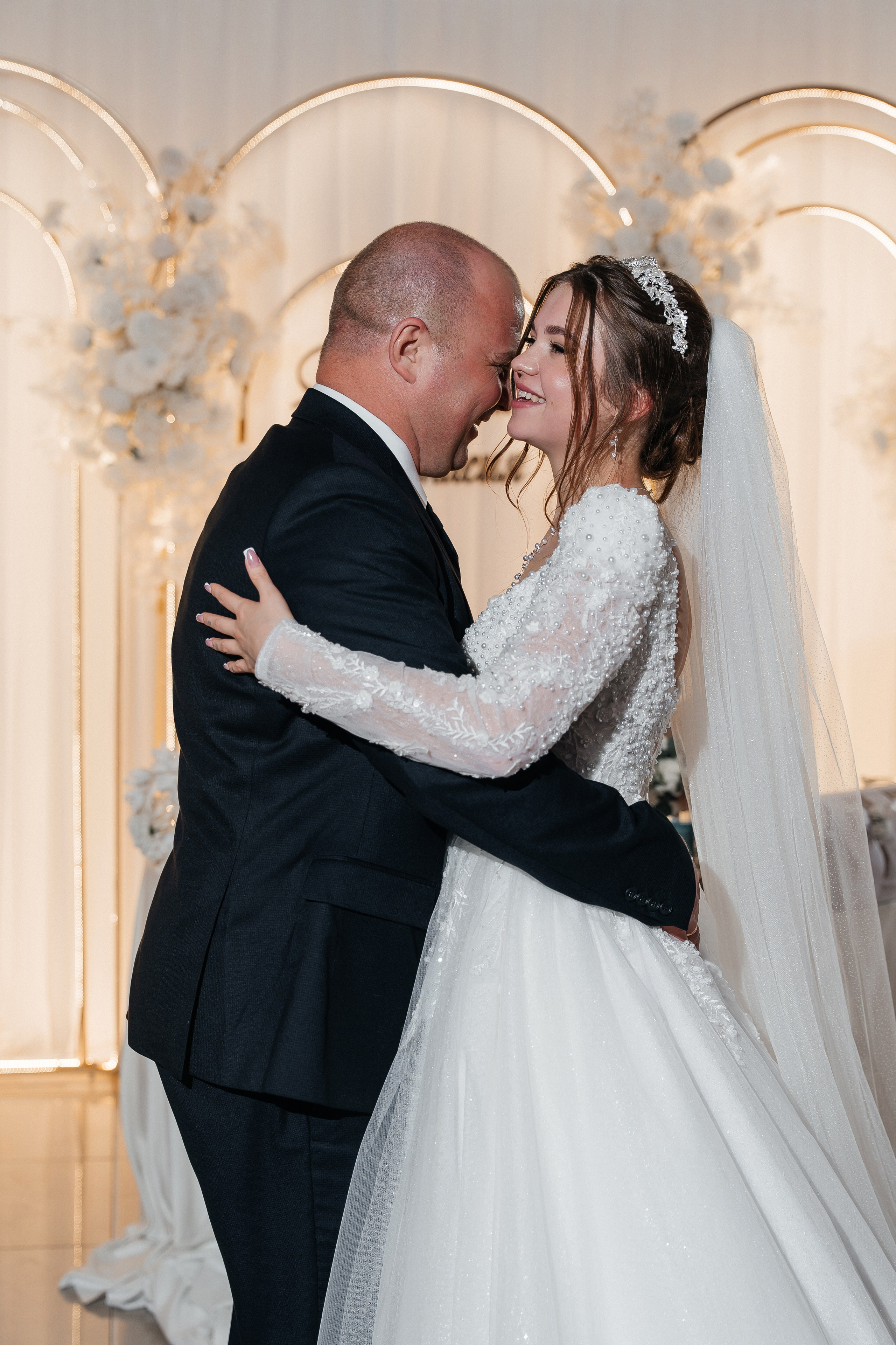 Дмитрий и Анастасия. Главная