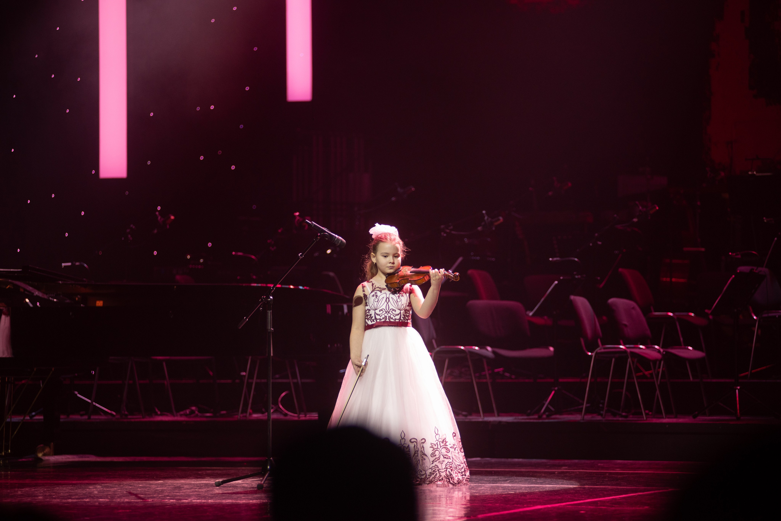 Отчетный концерт ДШИ «Гармония» «Зимняя гармония». Фотограф новорожденных, семейный детский в Тюмени Татьяна Морозова