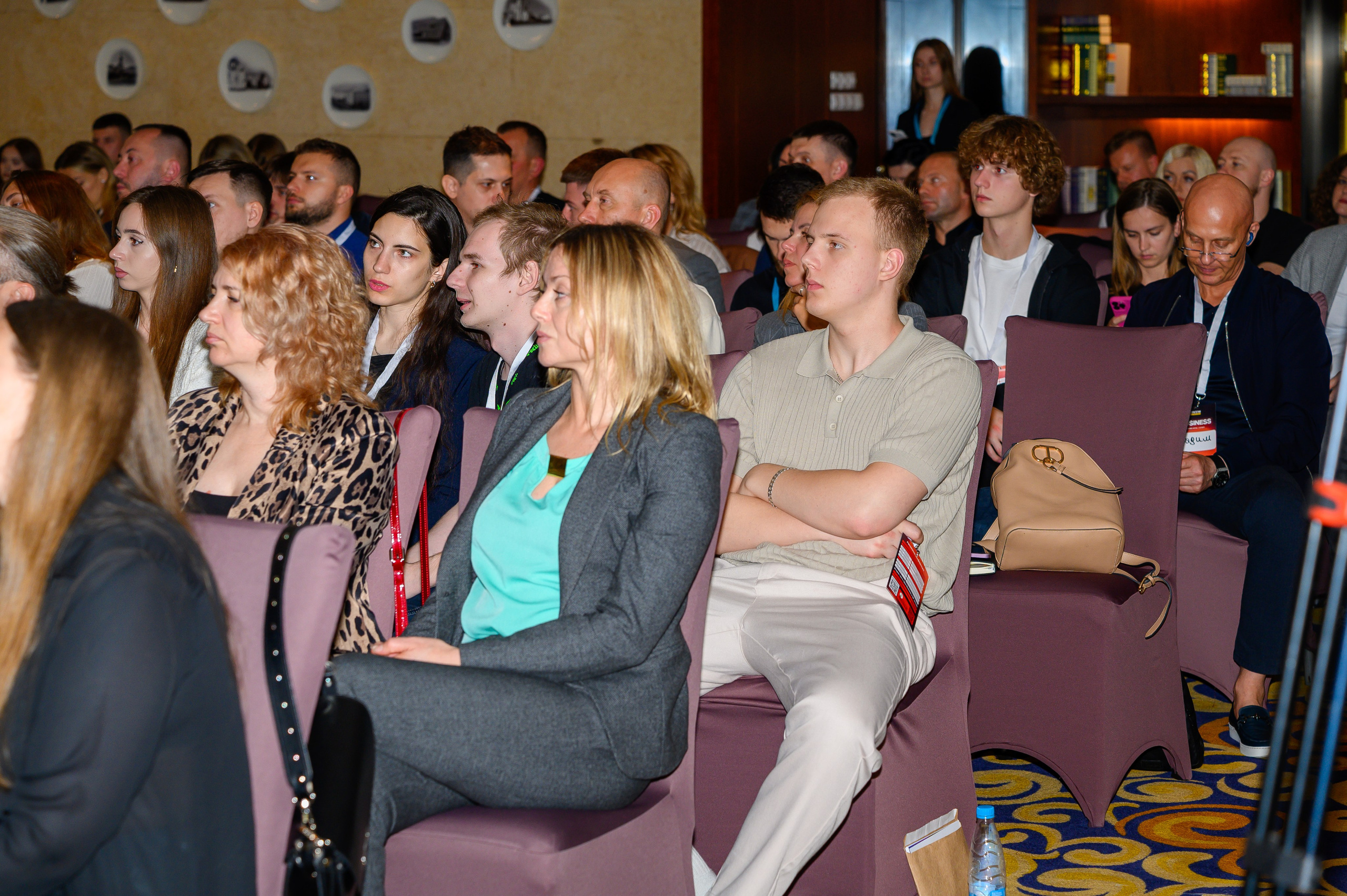 Репортажная съемка с открытия магазина. Фотоуслуги, услуги фотографа, фотографирование важных событий