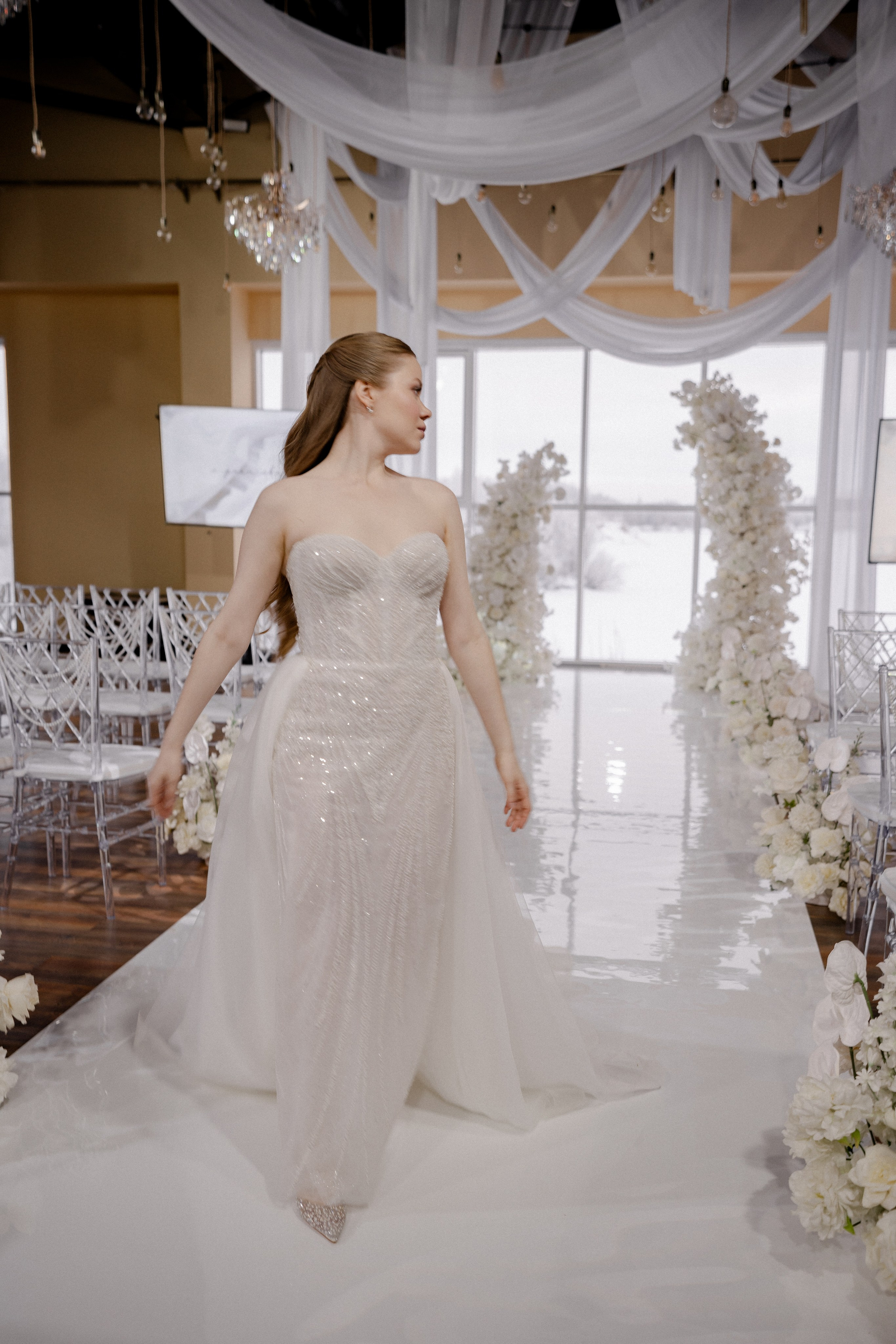 СВАДЕБНАЯ СЬЕМКА СБОРОВ В ОТЕЛЕ И ВЫЕЗД НА ЦЕРЕМОНИЮ (СНЯТО В СИБИРЕ В НИЖНЕВАРТОВСКЕ). Профессиональный фотограф, Санкт-Петербург — Виктория Богомолова