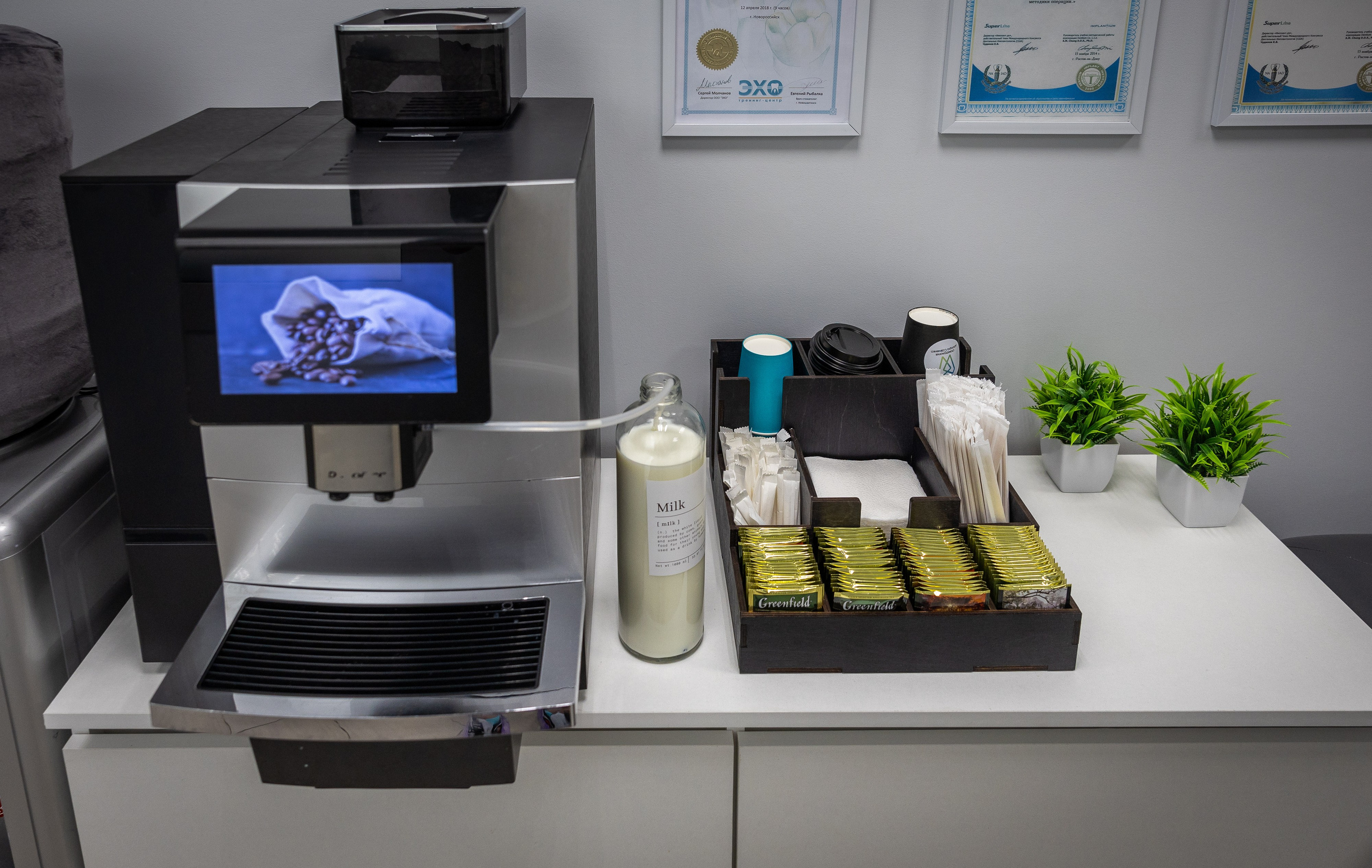 Съемка контента для стоматологии, фото сотрудников, интерьер. Свадебная, репортажная и бизнес съёмка в Ростове-на-Дону