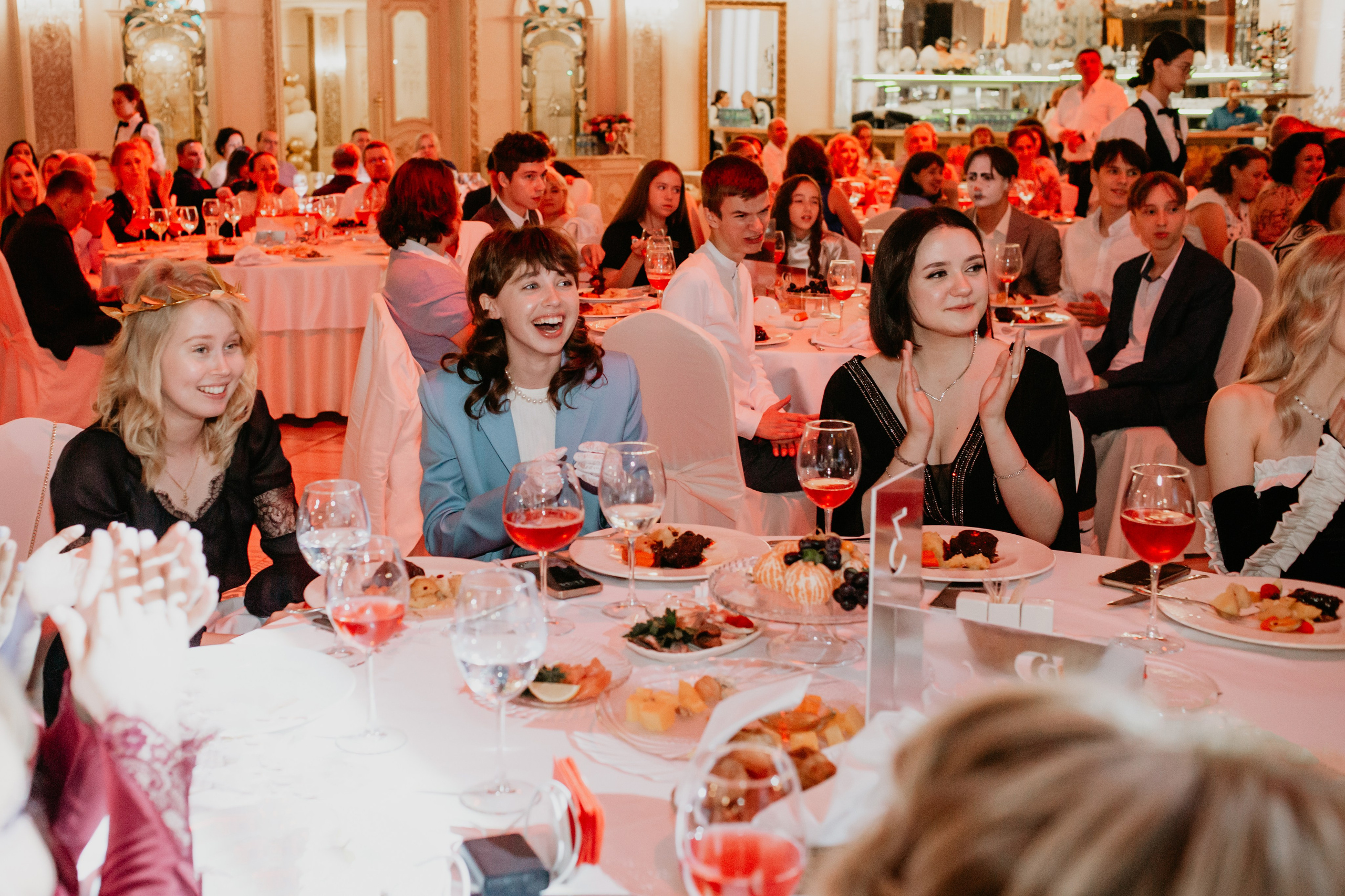 Выпускной. 11 лицей. Фотограф в Челябинске Ополихина Анна