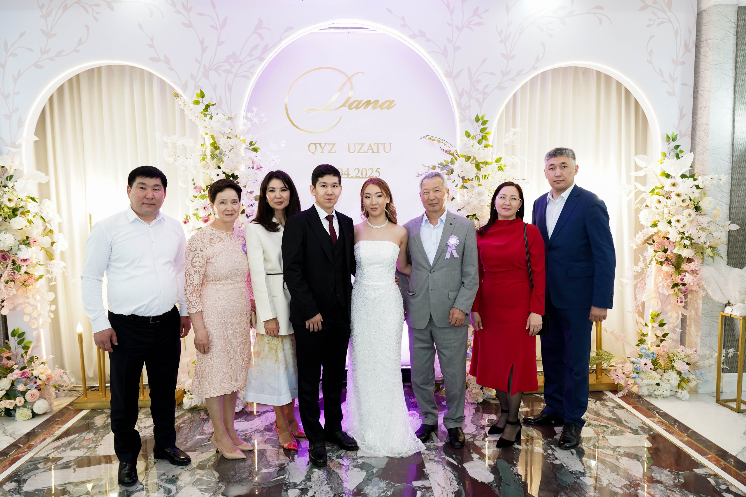 Dana uzatu. Фотограф Ернар Ержанов