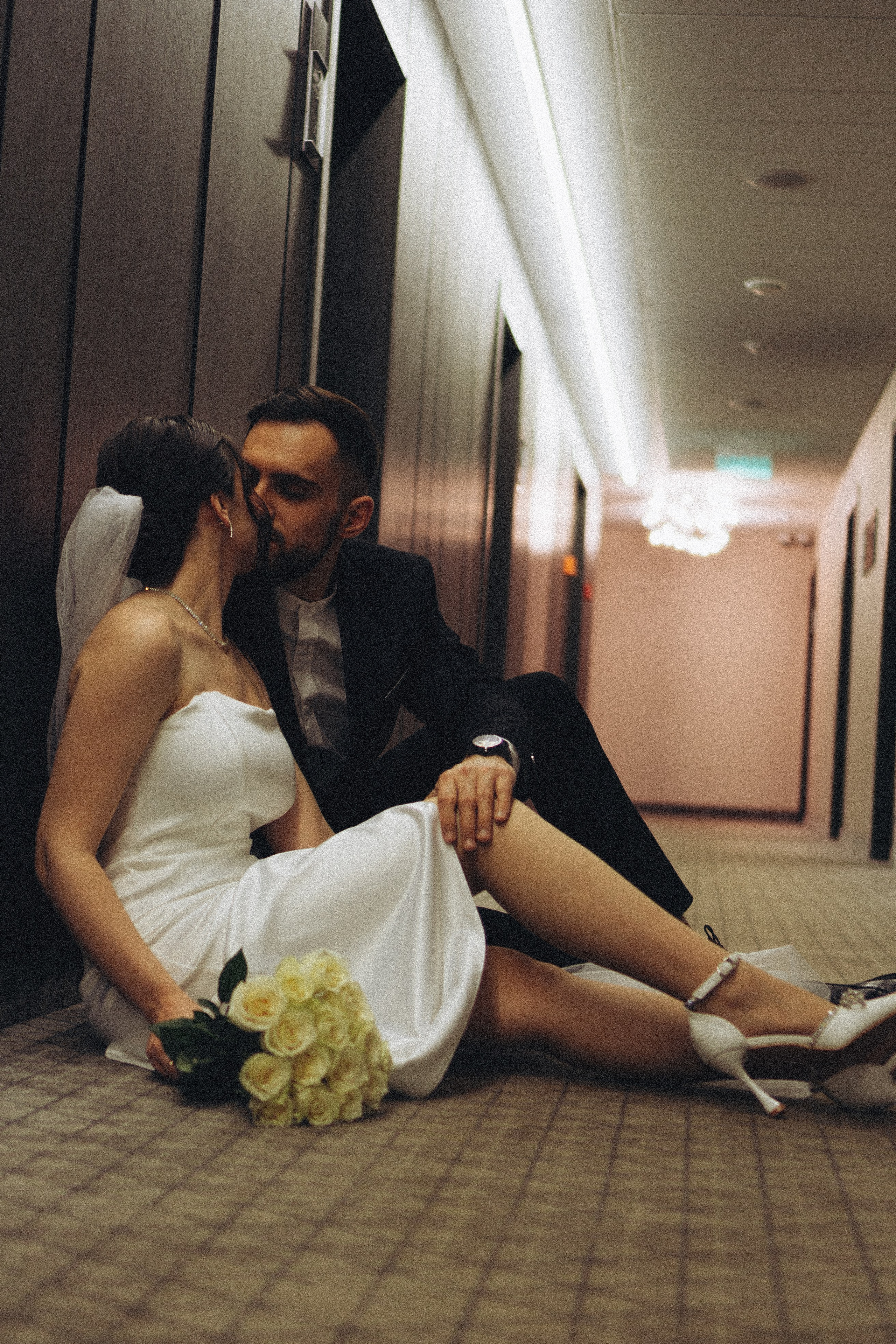 СВАДЕБНАЯ СЬЕМКА СБОРОВ ЖЕНИХА И НЕВЕСТЫ В ОТЕЛЕ И ТАКЖЕ ФОТОСЕССИИЯ В ОТЕЛЕЕ МЕГАПОЛИС БРЯНСК. Профессиональный фотограф, Санкт-Петербург — Виктория Богомолова