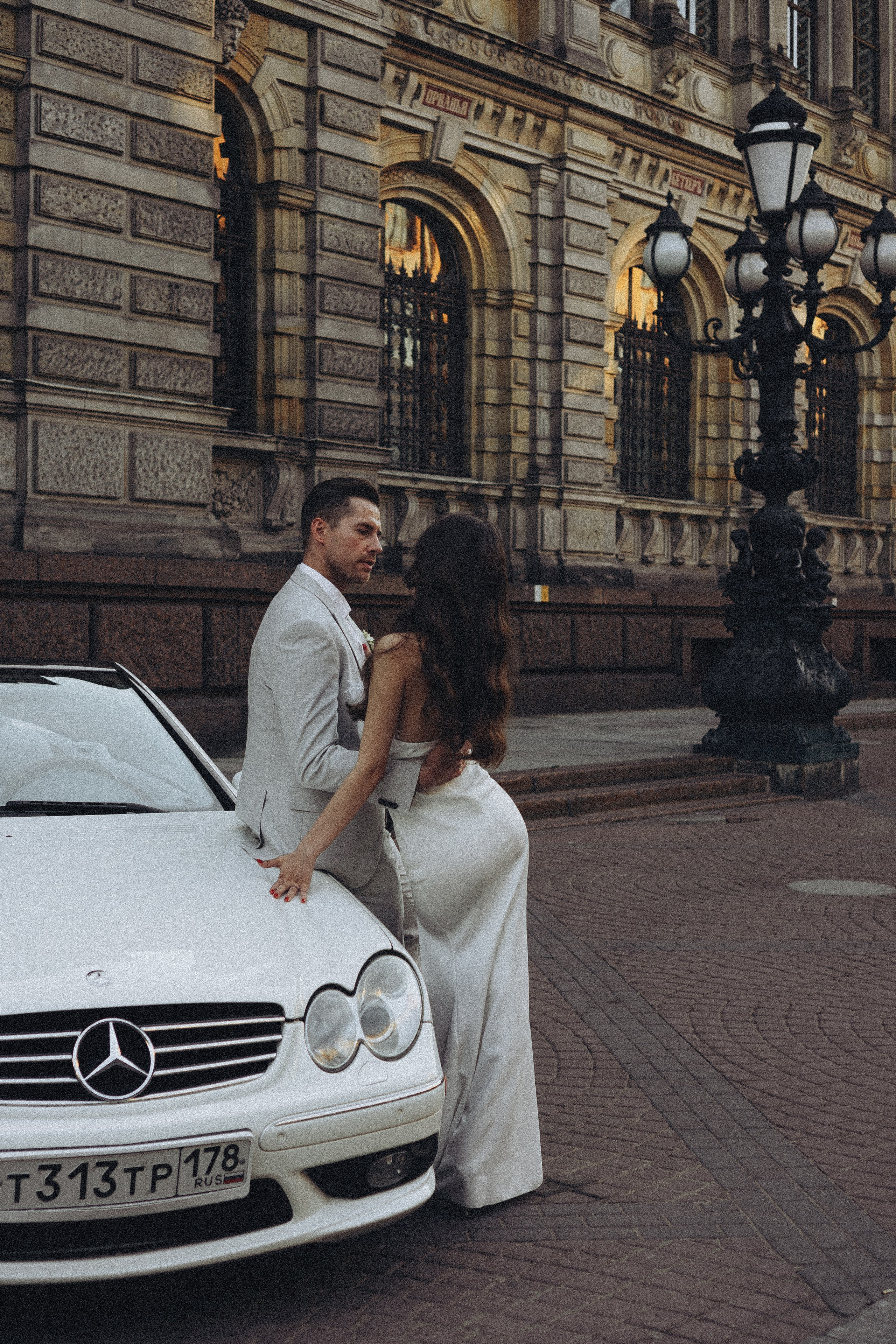 Свадебная сьемка у академии Штиглица. Профессиональный фотограф, Санкт-Петербург — Виктория Богомолова