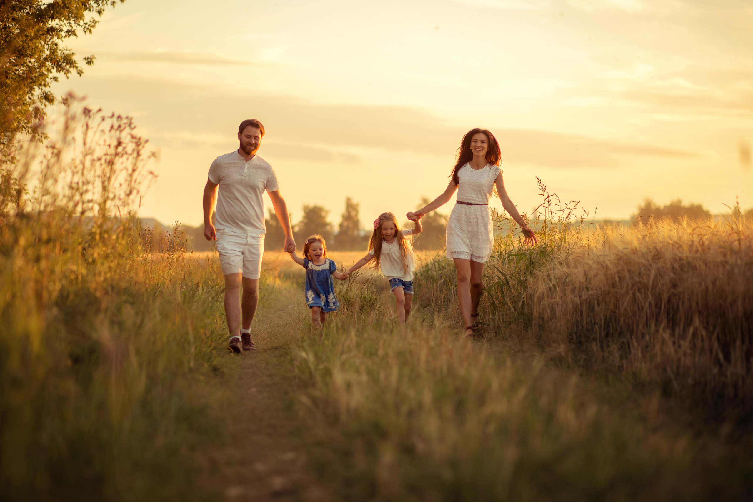 Наташа и её семья