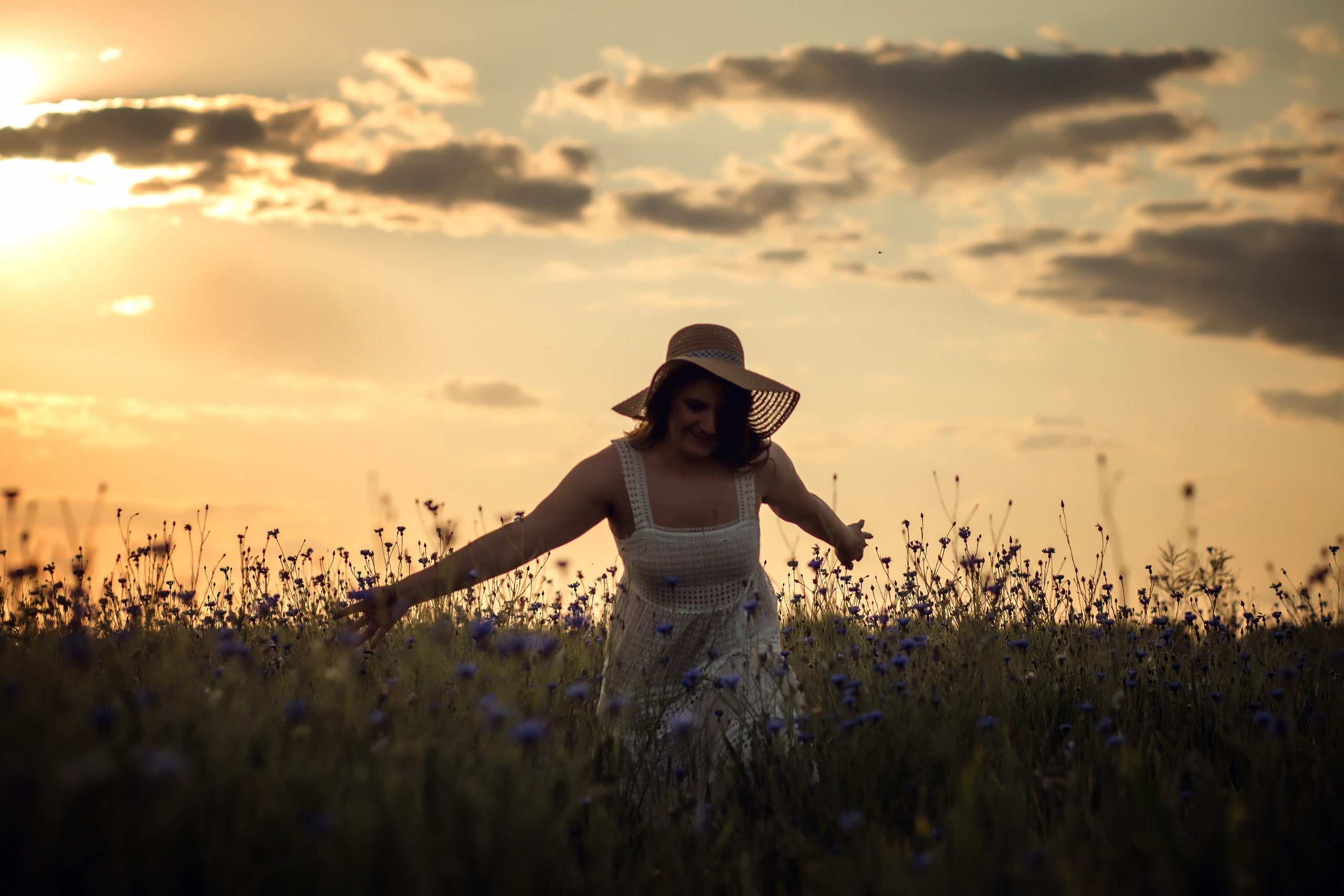 Лера в васильках