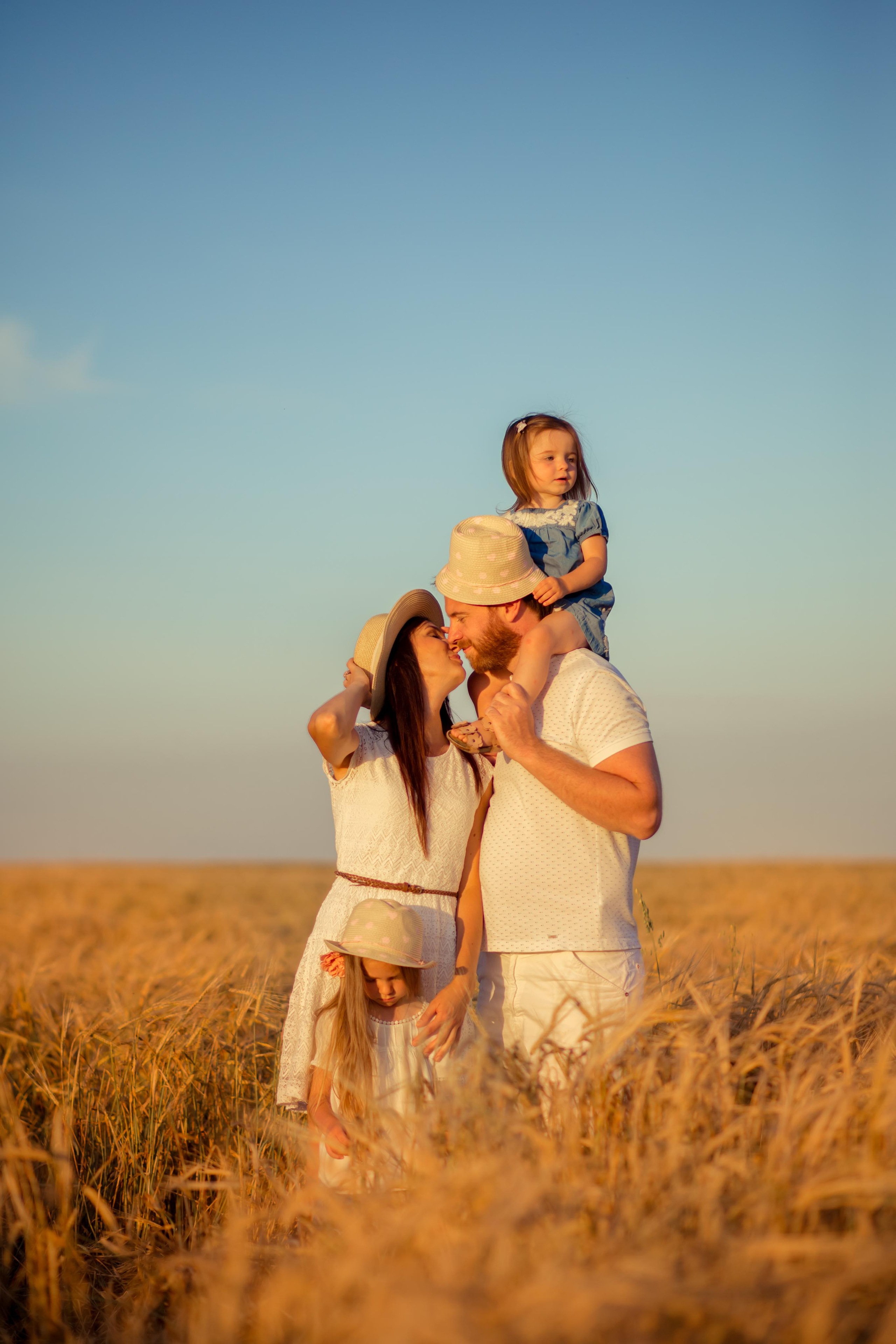 Наташа и её семья