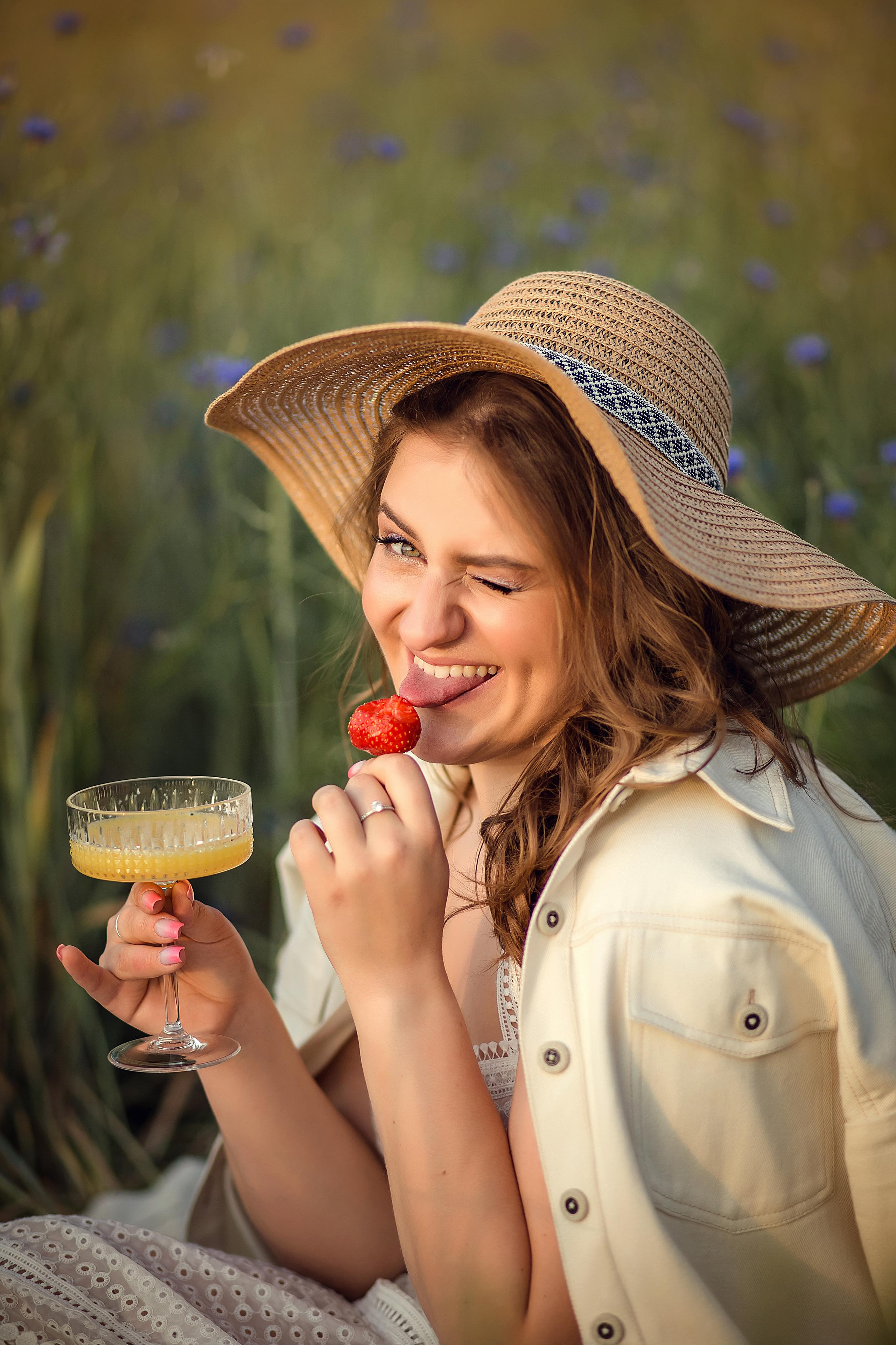 Лера в васильках