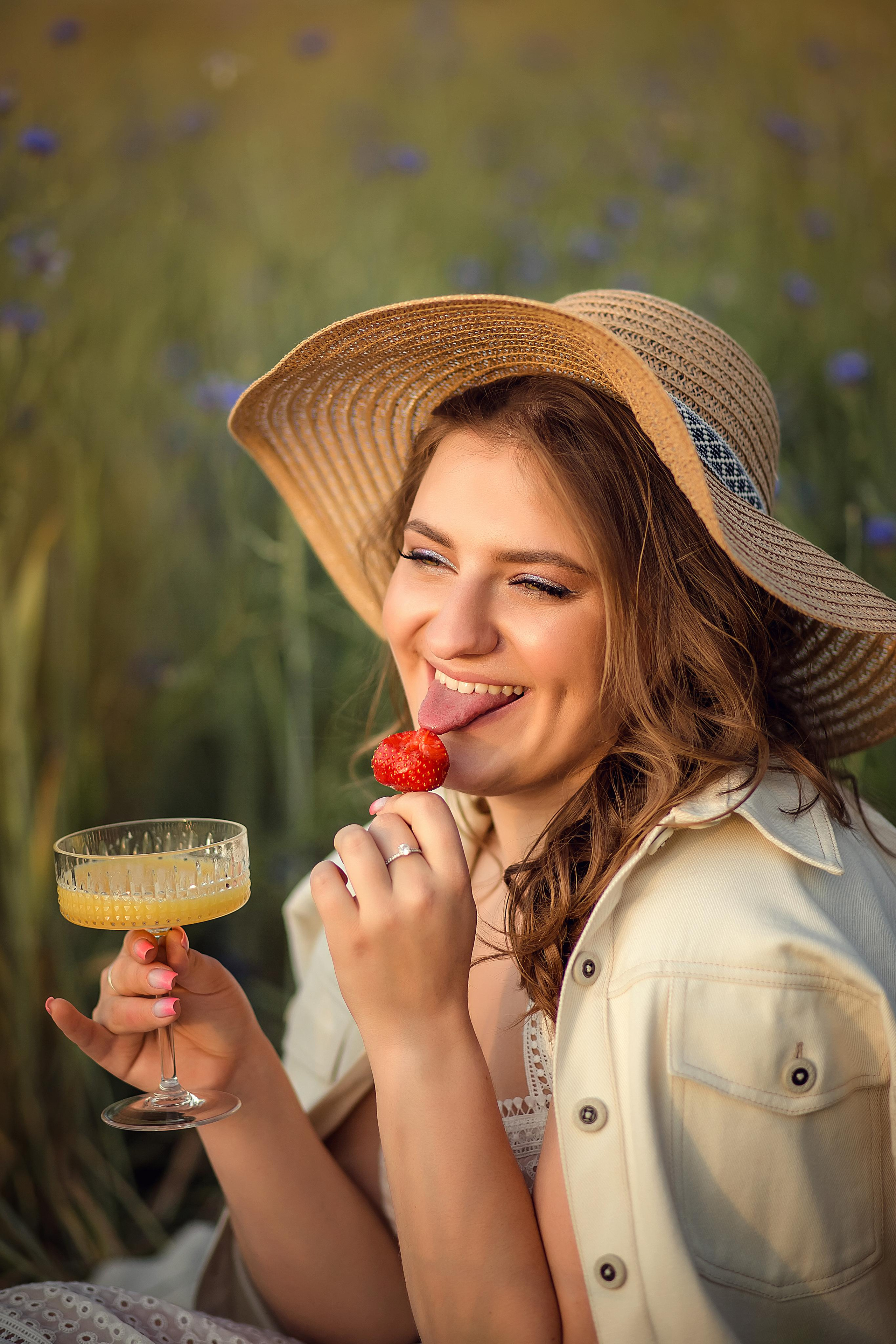 Лера в васильках