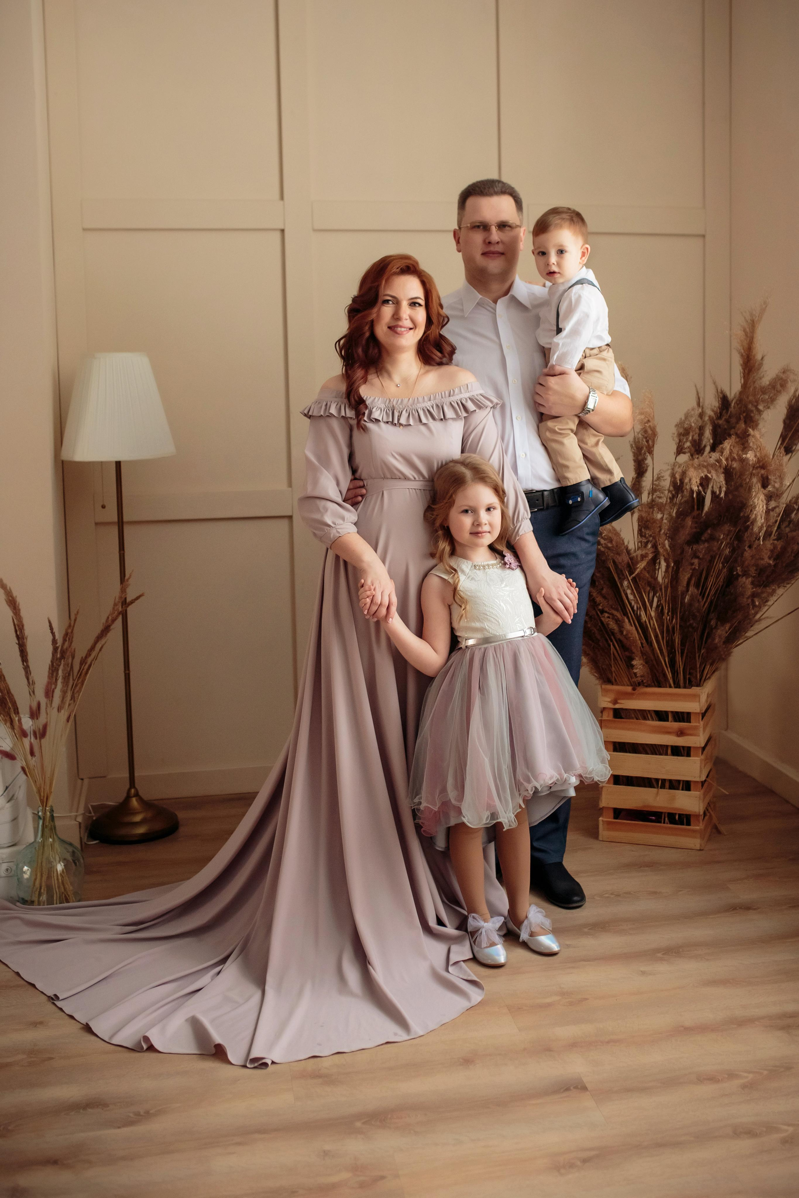 Маша и её семья