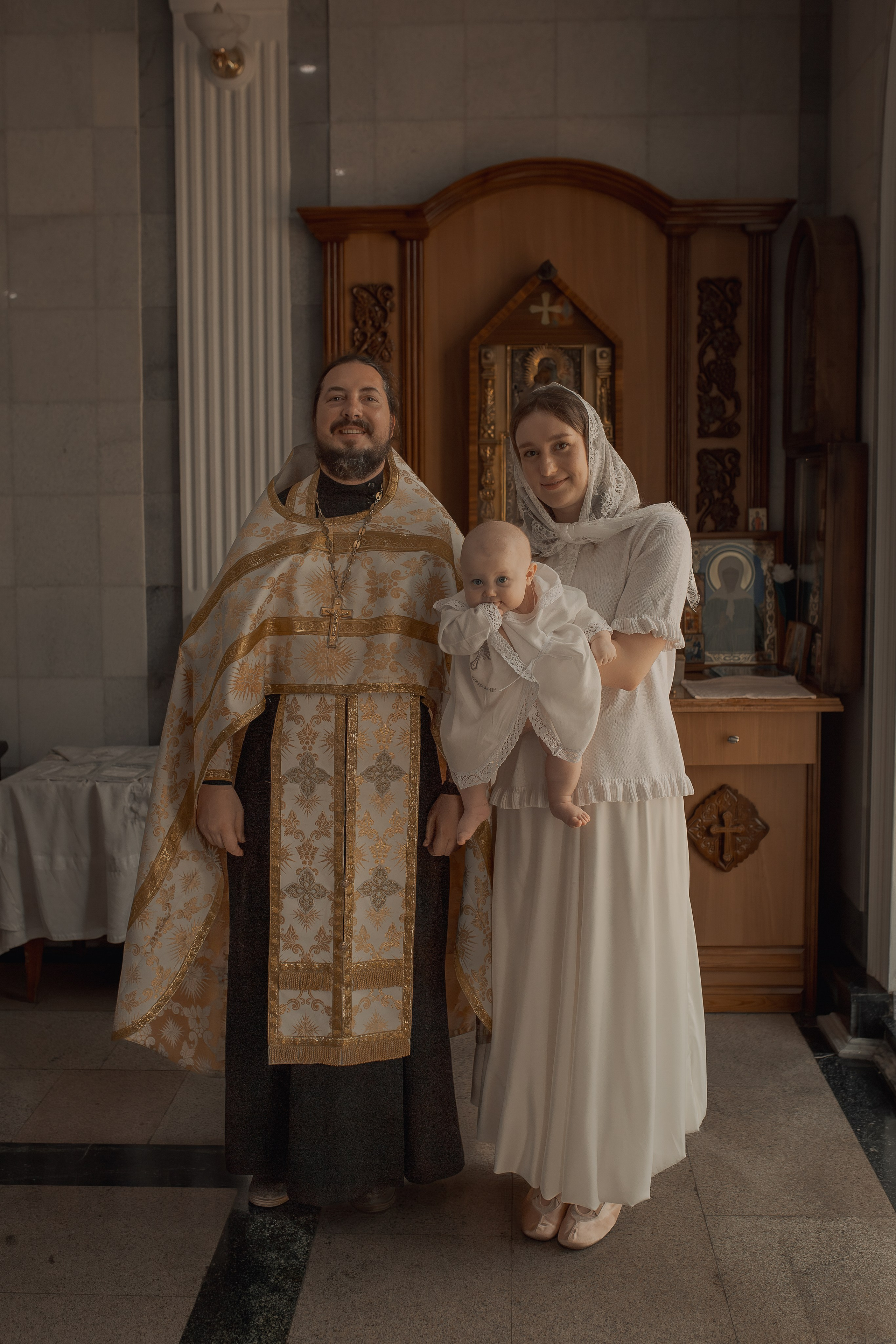 Крещение Валерии. Фотограф на Крещение и Венчание в Ташкенте