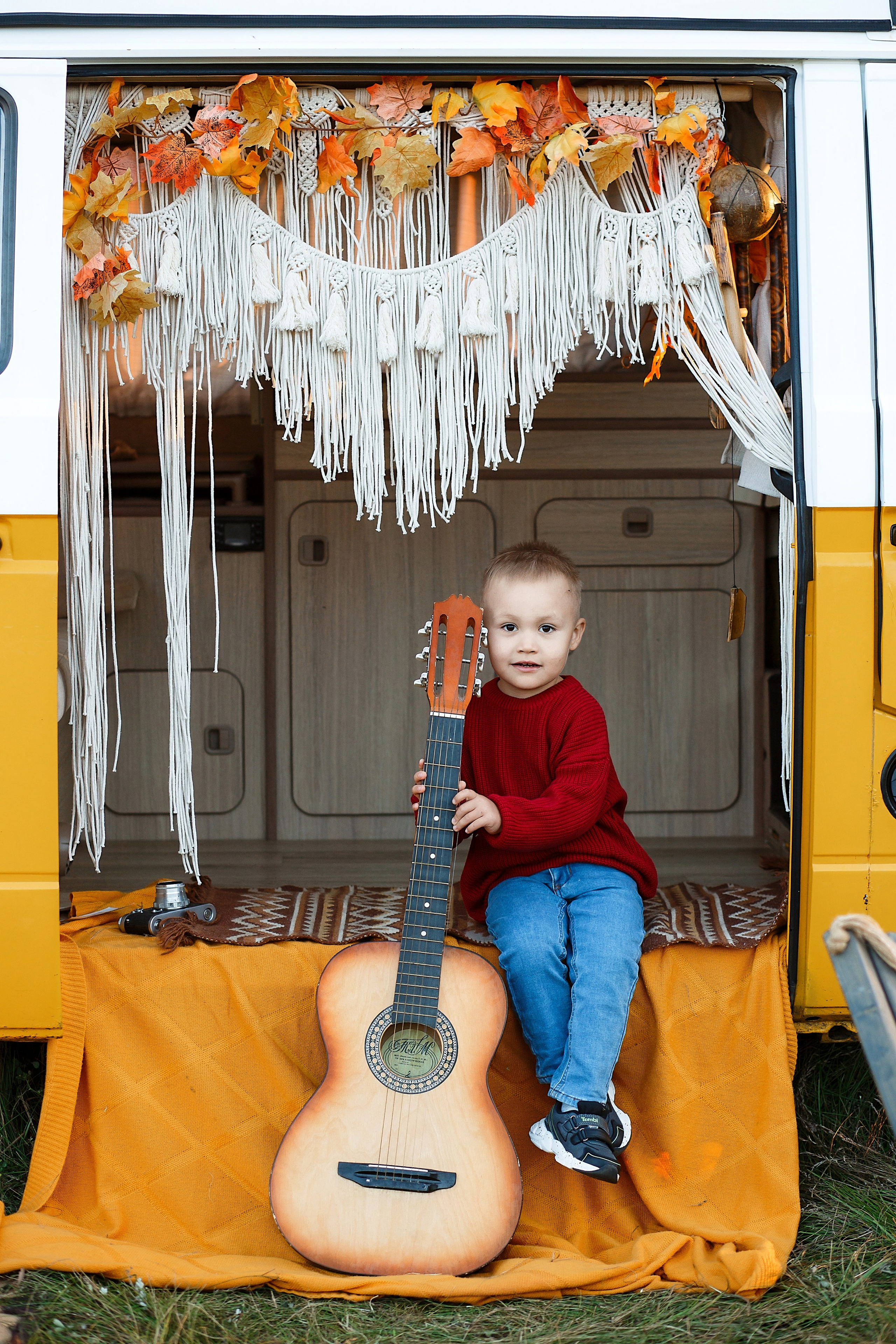 Желтый фургон. Семейный и детский фотограф в Стерлитамаке Разина Рахмангулова