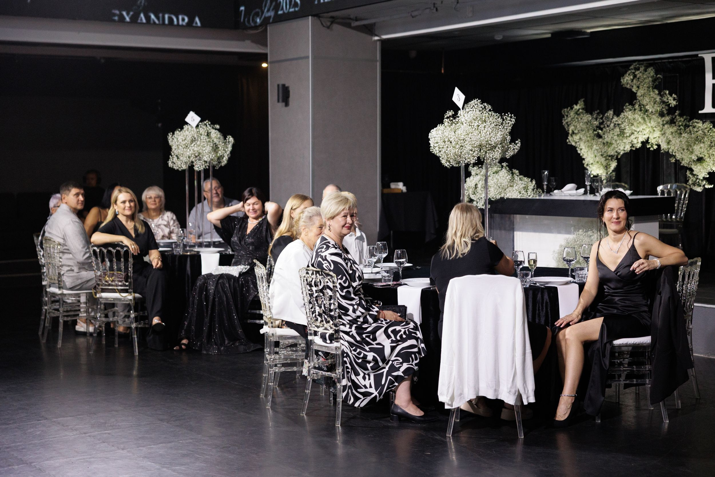 Простота и элегантность. Свадебное агентство «MarWedding»