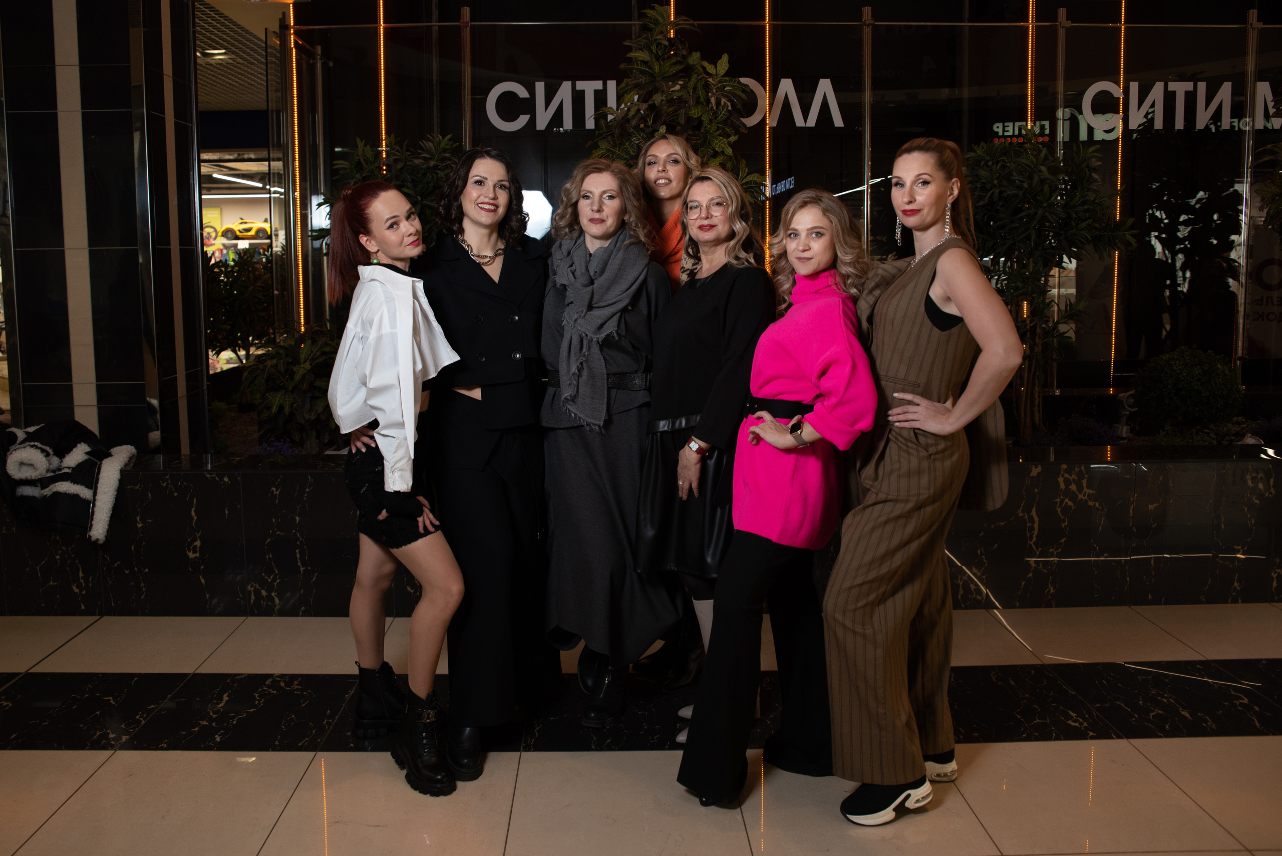 Модный показ участниц проекта Super Woman в ТЦ City Mall. Фотограф новорожденных Новокузнецк Анастасия Волгова