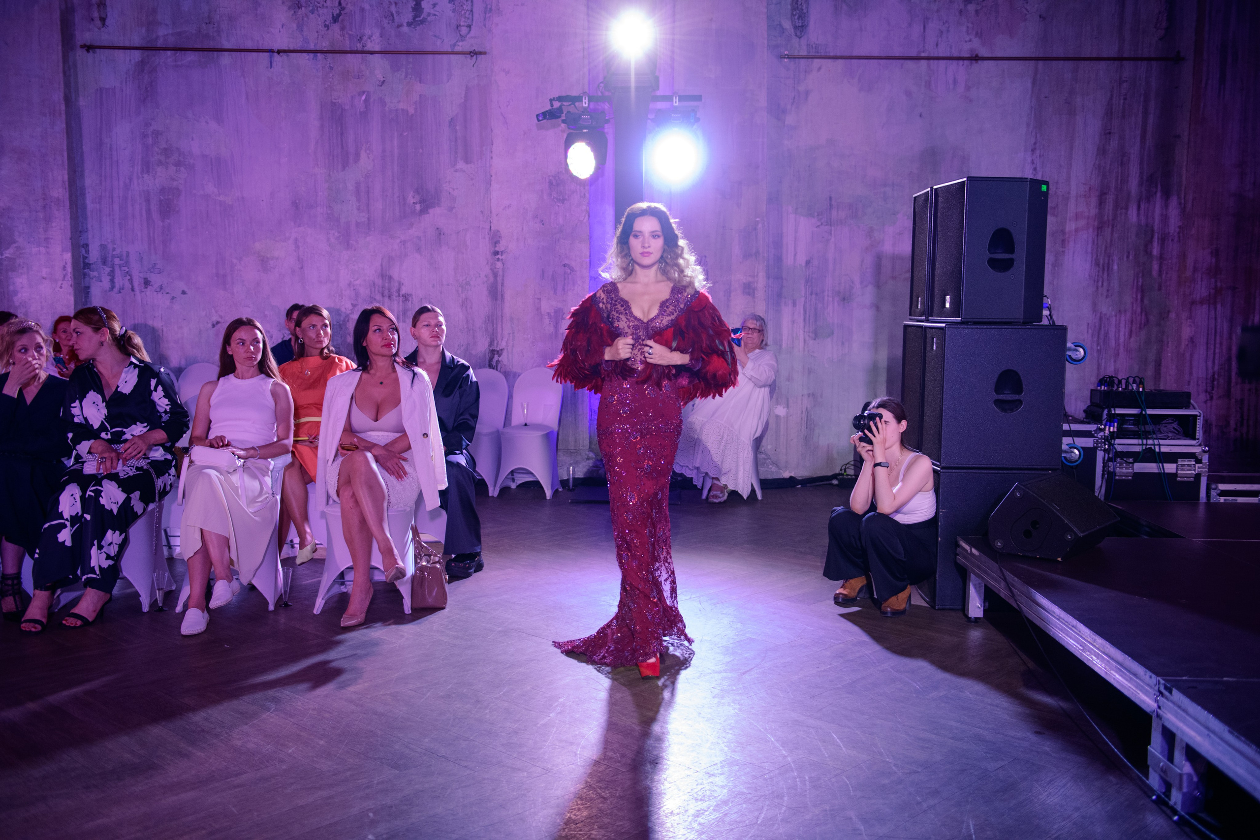 Модный показ «Аллея моды». Организация и проведение фотосъемок в Санкт-Петербурге. Фотограф Смирягин Илья