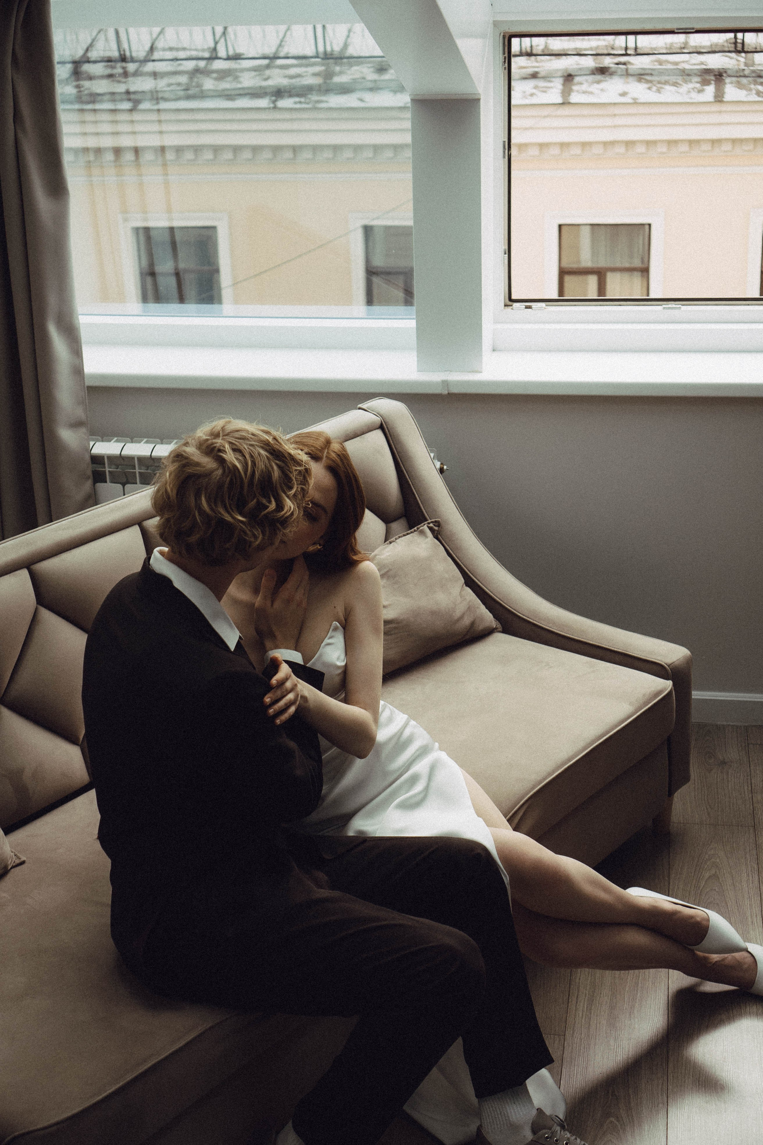 СВАДЕБНАЯ СЬЕМКА В ОТЕЛЕ. СБОРЫ ЖЕНИХА И НЕВЕСТЫ И ТАКЖЕ ТОР И ПОДГОТОВКА К ПРОГУЛКЕ. Профессиональный фотограф, Санкт-Петербург — Виктория Богомолова