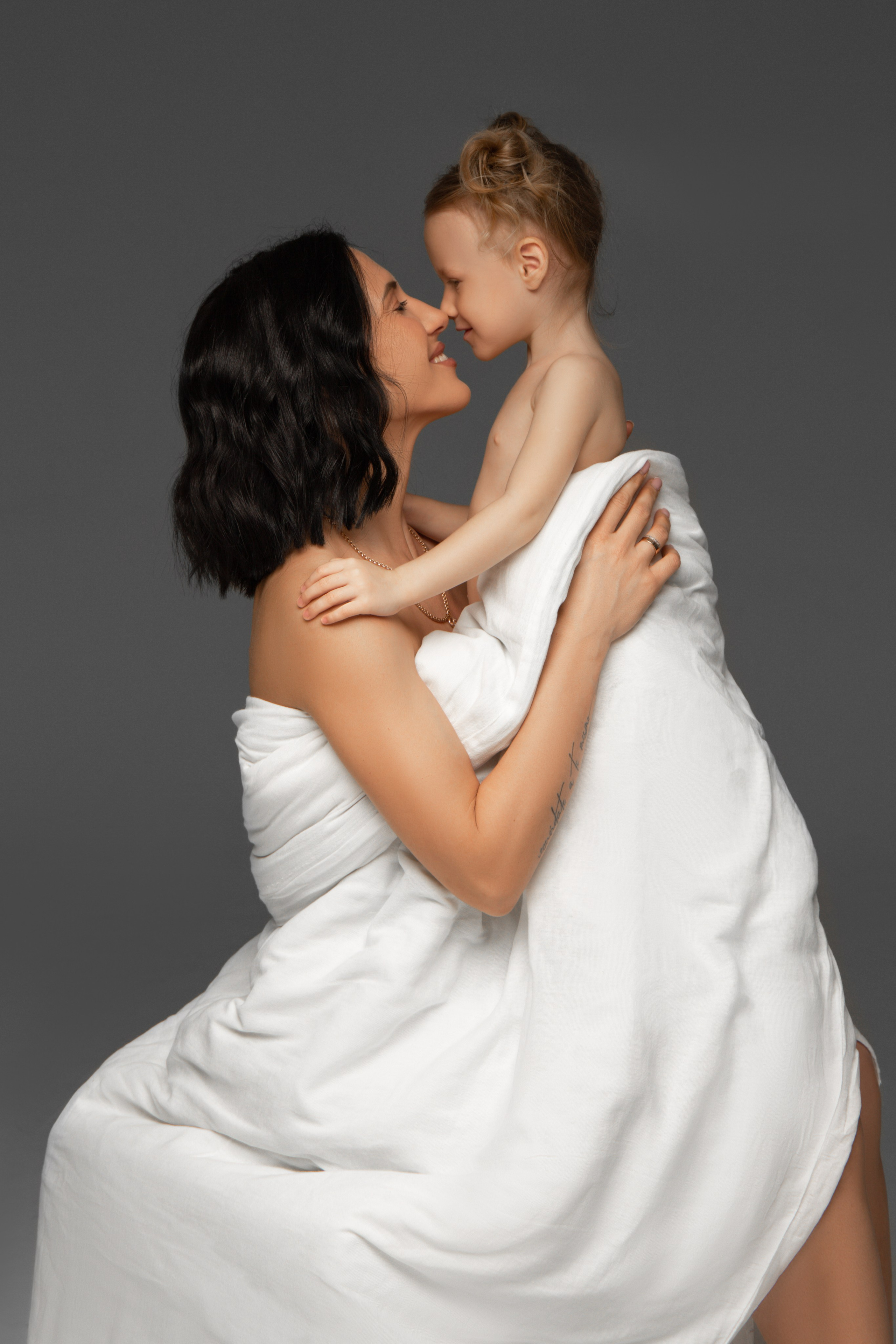 Фотосессия материнства. Фотограф беременности и материнства в Самаре Наташа Бакаянова