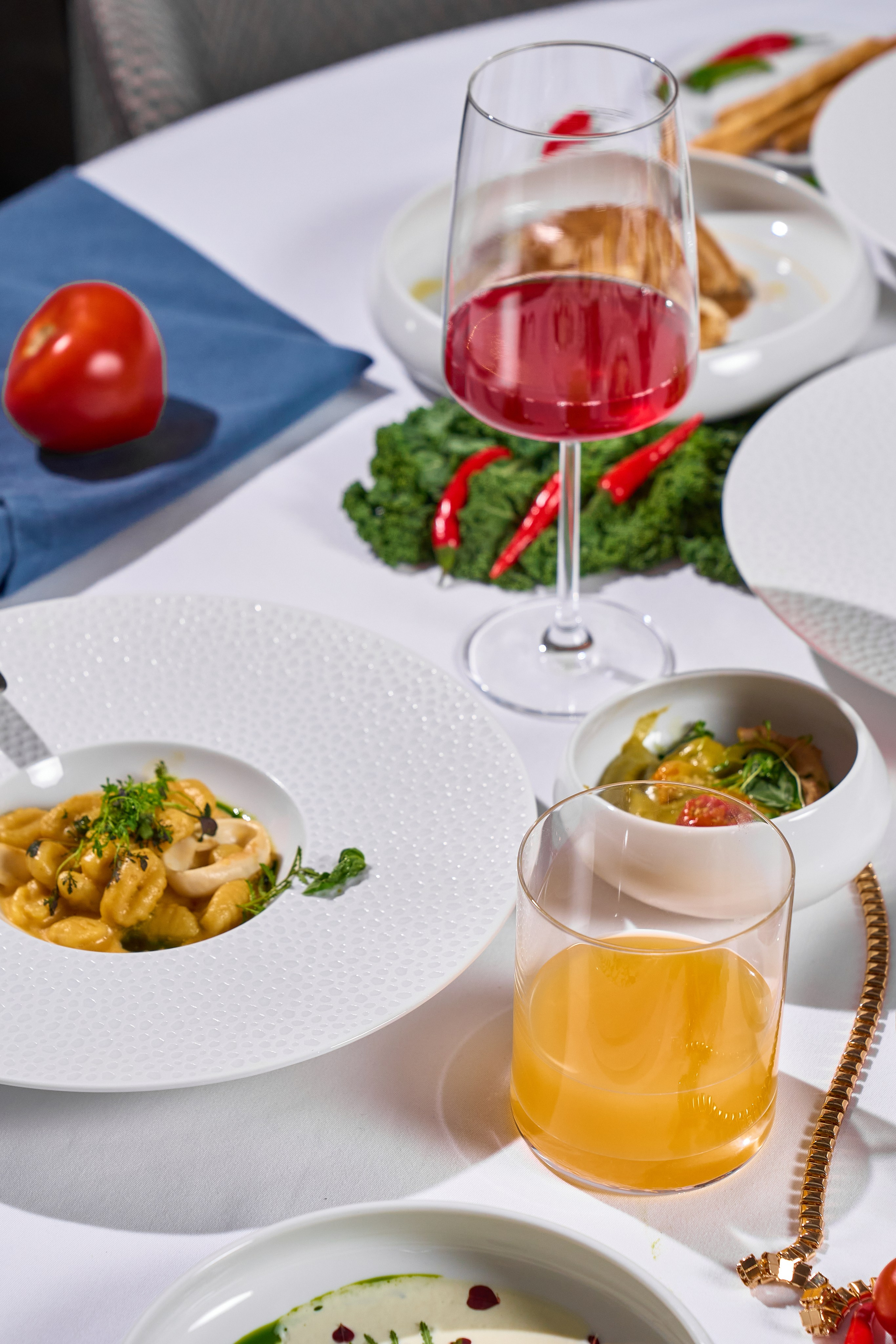 COSMOS ITALY — СЪЕМКА МЕНЮ