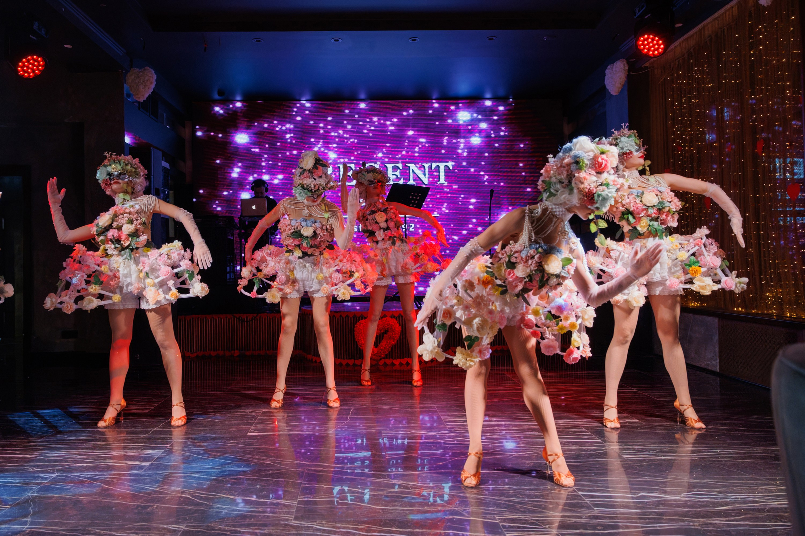 REGENT x InLove. СВОИ. ФОТООТЧЕТЫ-СОБЫТИЯ-МЕСТА