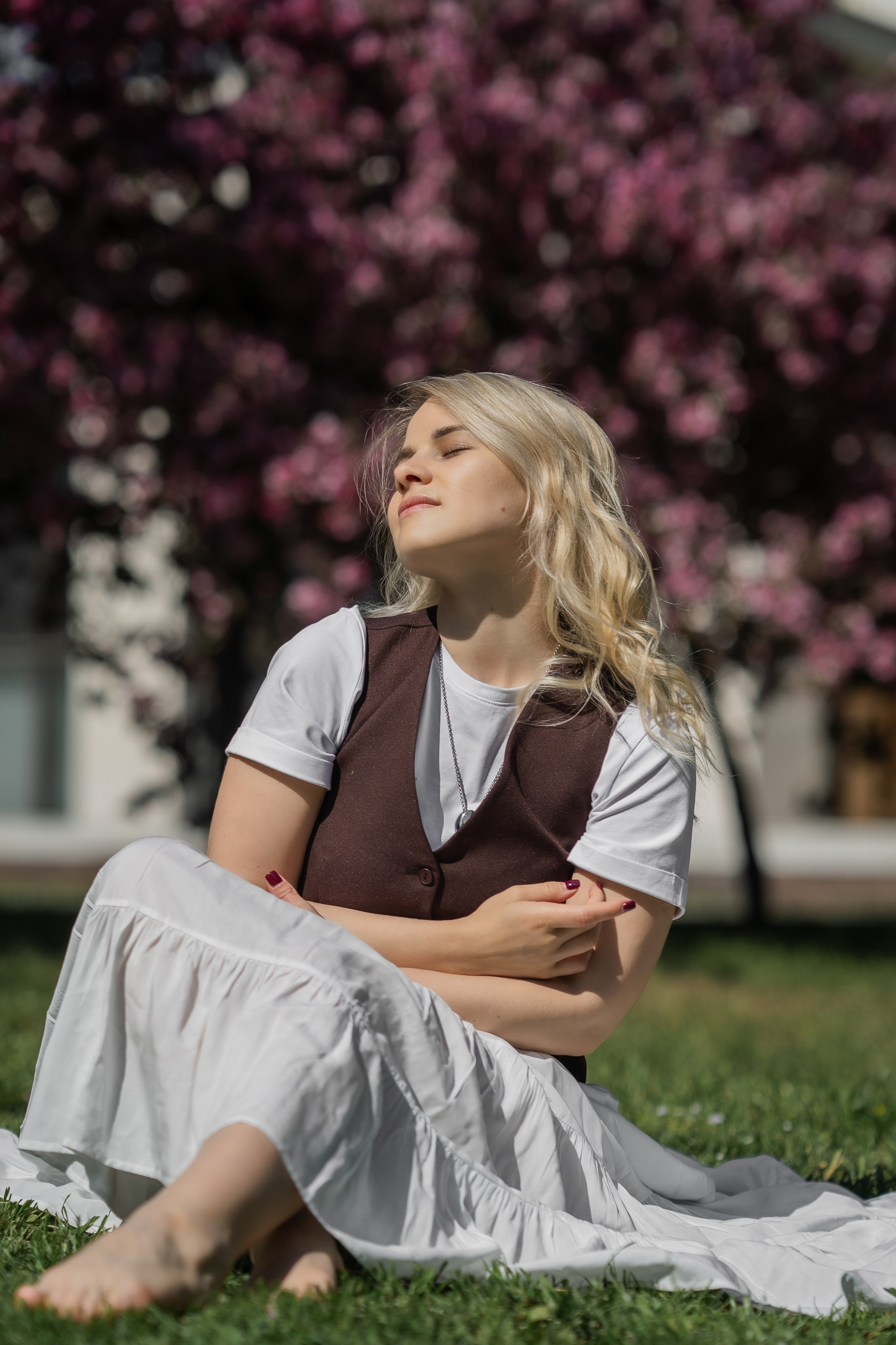 Даша и яблоня. Москва, ВДНХ. Семейный и детский фотограф в Сергиев Посаде, Хотьково Якимчук Любовь