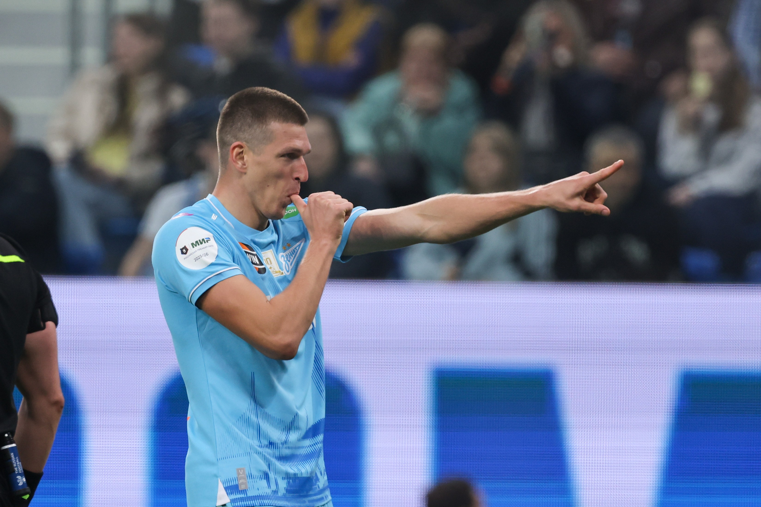 ФК «Зенит» — ФК «Крылья советов». Спортивный и репортажный фотограф Антон Тереханов