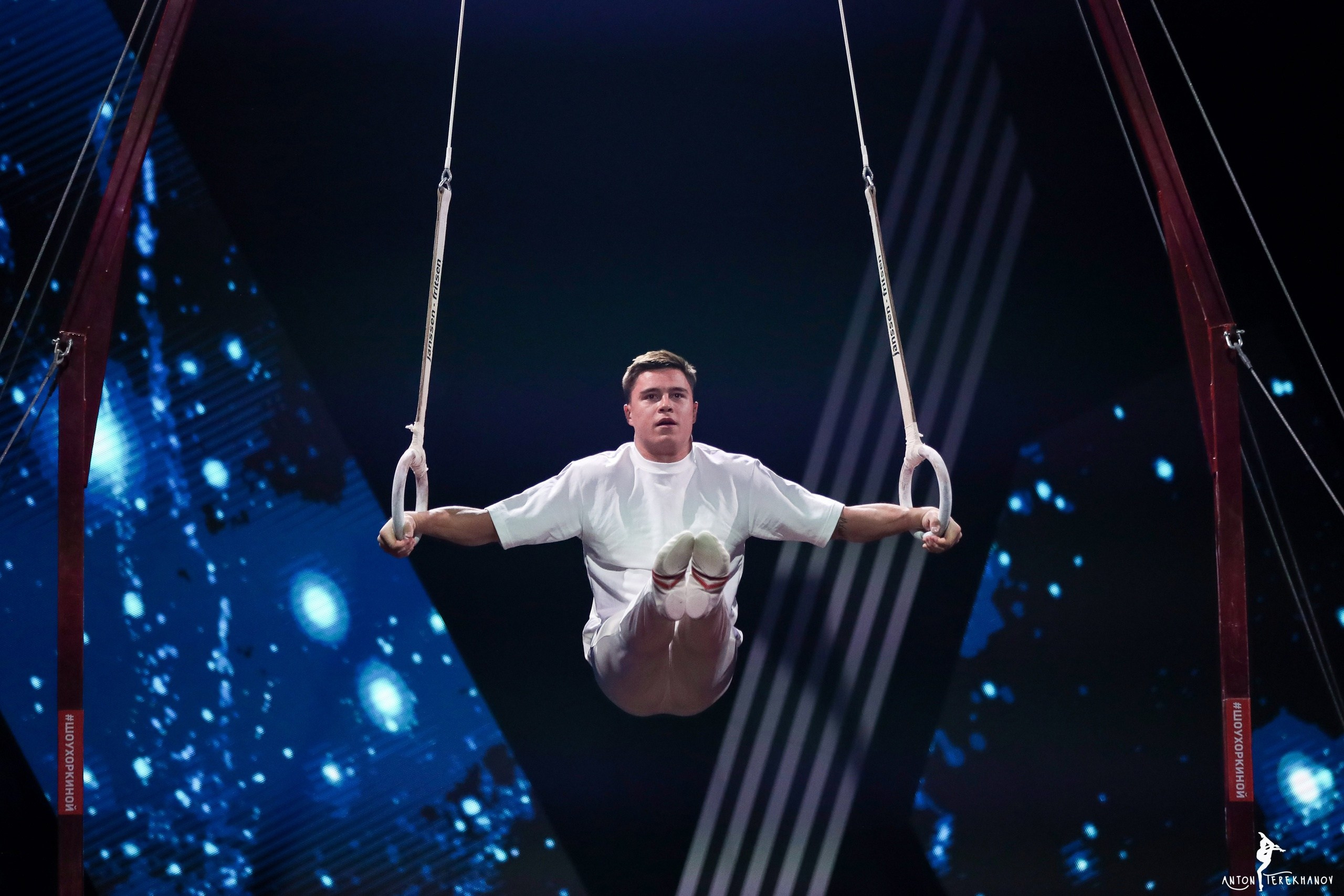 «Восхождение» шоу Светланы Хоркиной 28-29.05.2022. Спортивный и репортажный фотограф Антон Тереханов