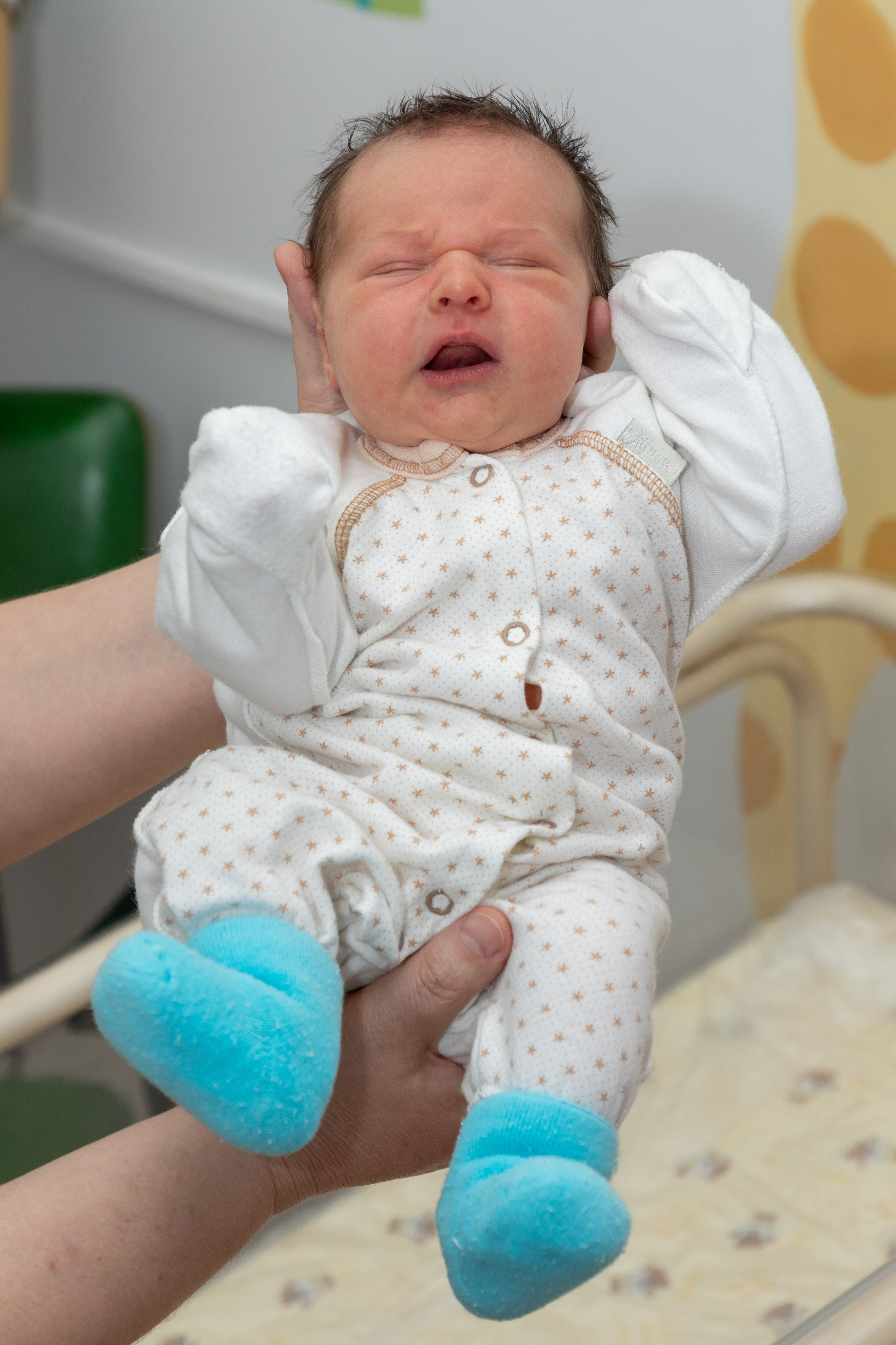 Выписка из роддома. Свадебный, семейный, школьный Фотограф и видеограф Худаноговы Александр и Ирина г. Зеленогорск, Красноярск