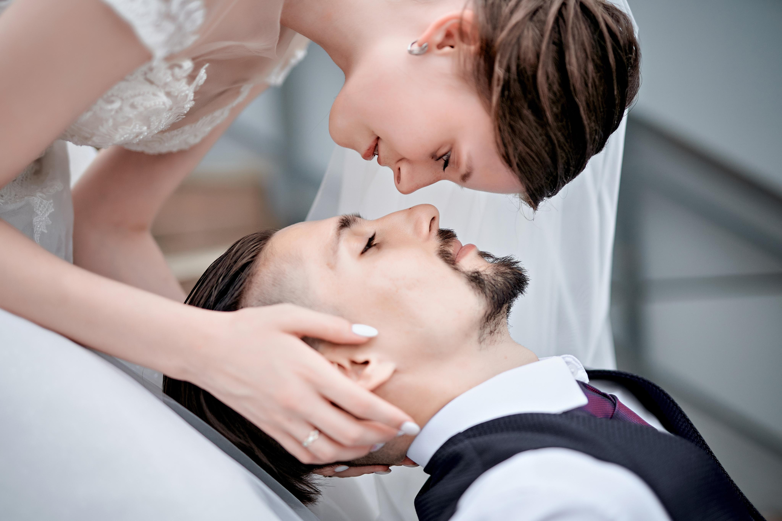 Сердце хочет того, чего хочет. Нет никакой логики в таких вещах. Фотограф Меняйло Евгений. Свадьба. Портрет. Репортаж. Семья. Контент