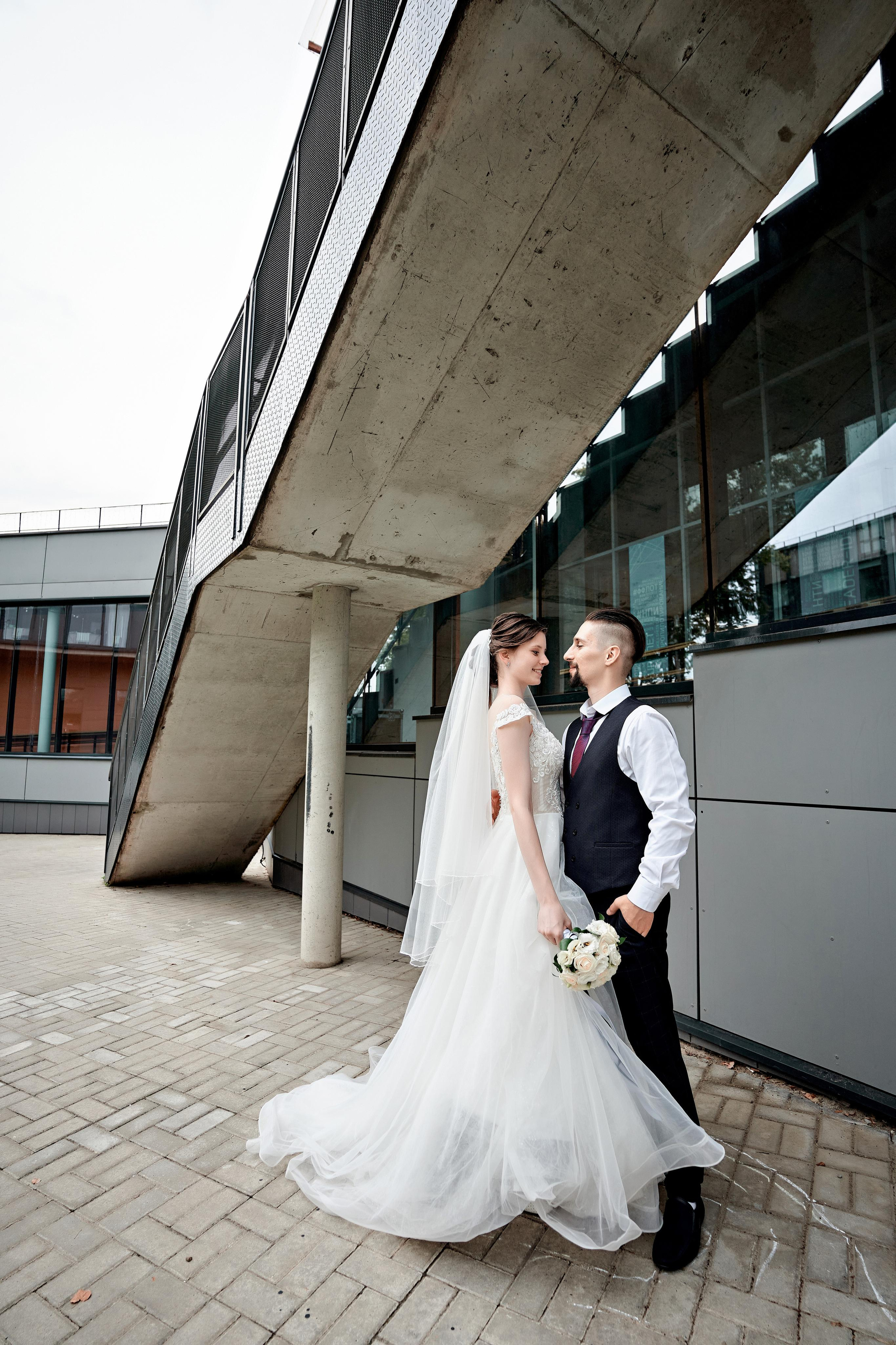 Сердце хочет того, чего хочет. Нет никакой логики в таких вещах. Фотограф Меняйло Евгений. Свадьба. Портрет. Репортаж. Семья. Контент