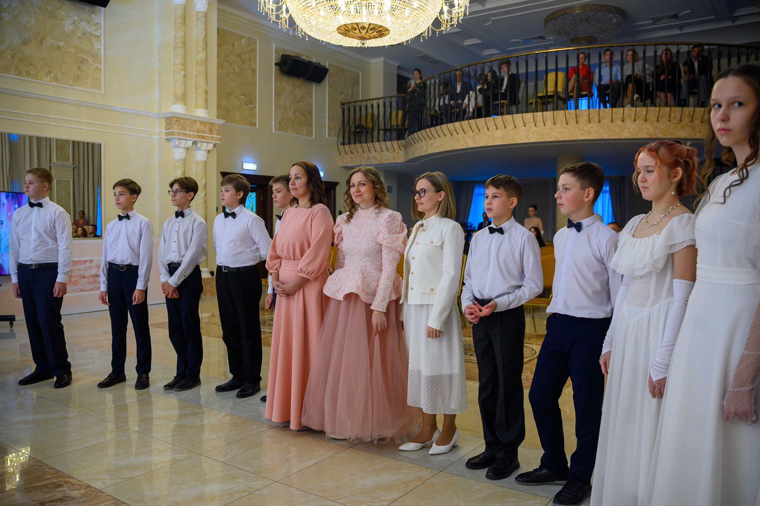 Бал ФМШ 7 класс. Фотограф новорожденных, семейный детский в Тюмени Татьяна Морозова