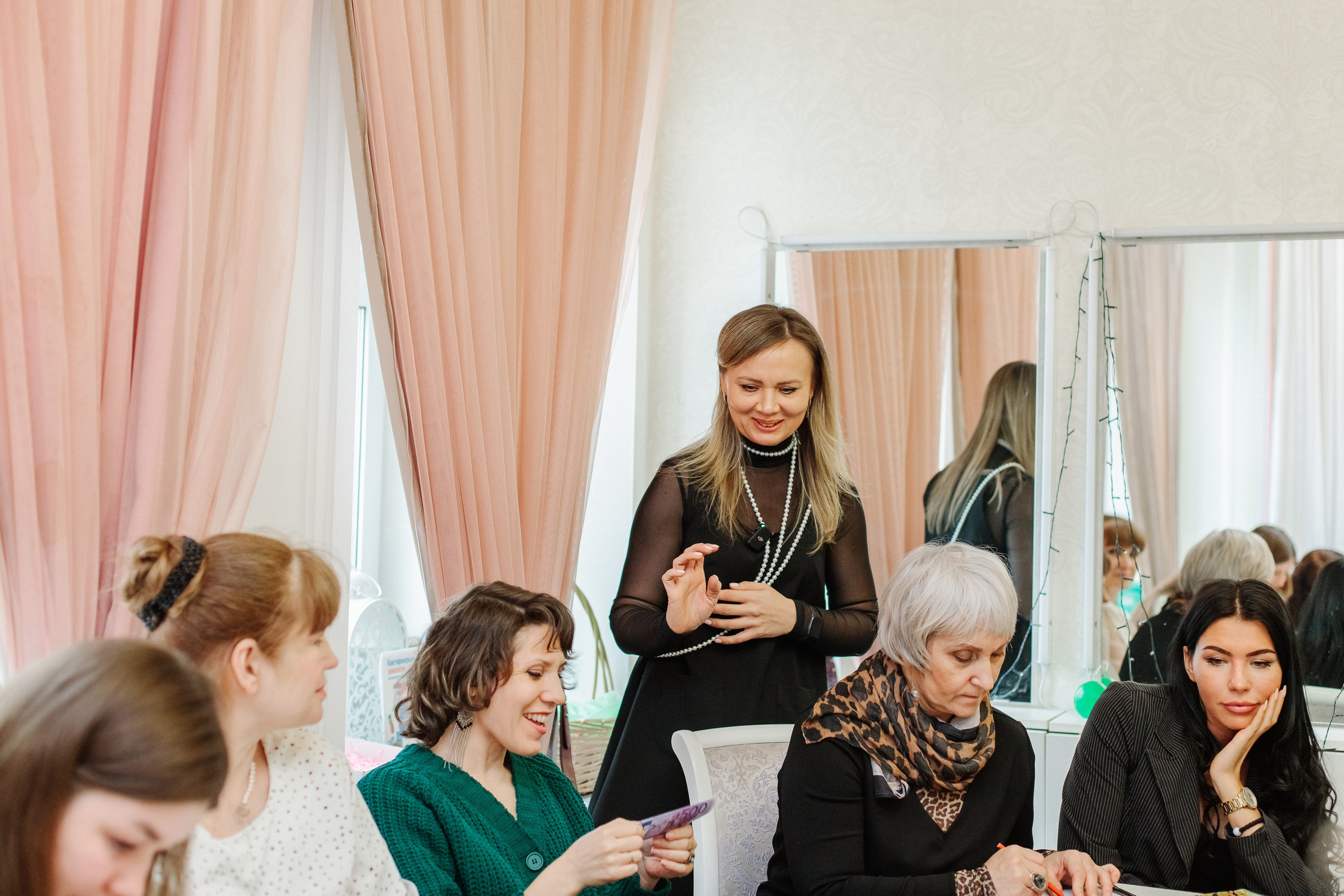 Нейро-нетворкинг. Контентный фотограф в Перми Натали Кытманова