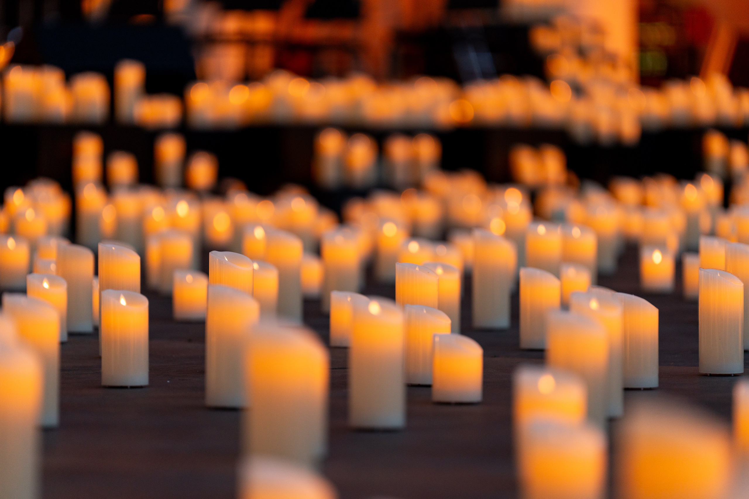 Симфонический оркестр Lumisfera при свечах. Фотограф Никита Комаров