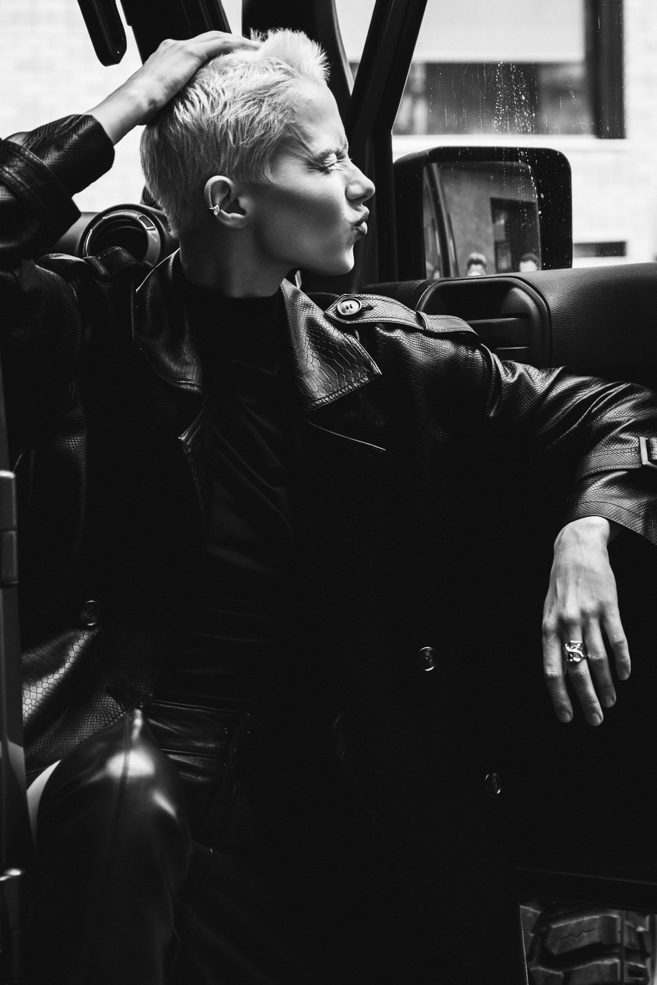 Уличная фотосессия в москве. Карина Эмильевна |Фотограф в Москве | Женский и семейный фотограф. Съемки под ключ для ваших брендов