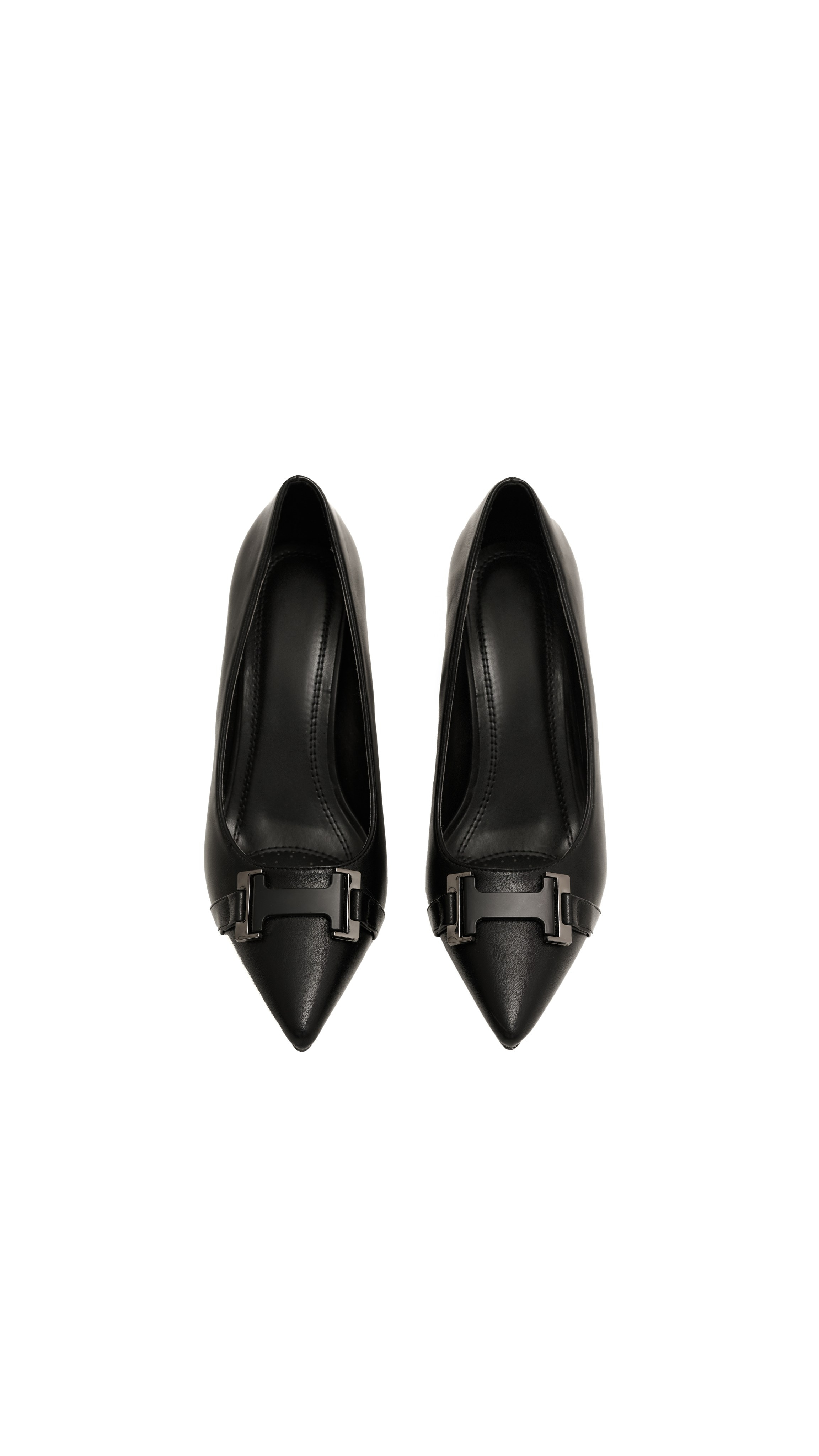 500 руб , 40 - 41 (26 - 26,5 cm) | Залоговая стоимость - 3000 руб 