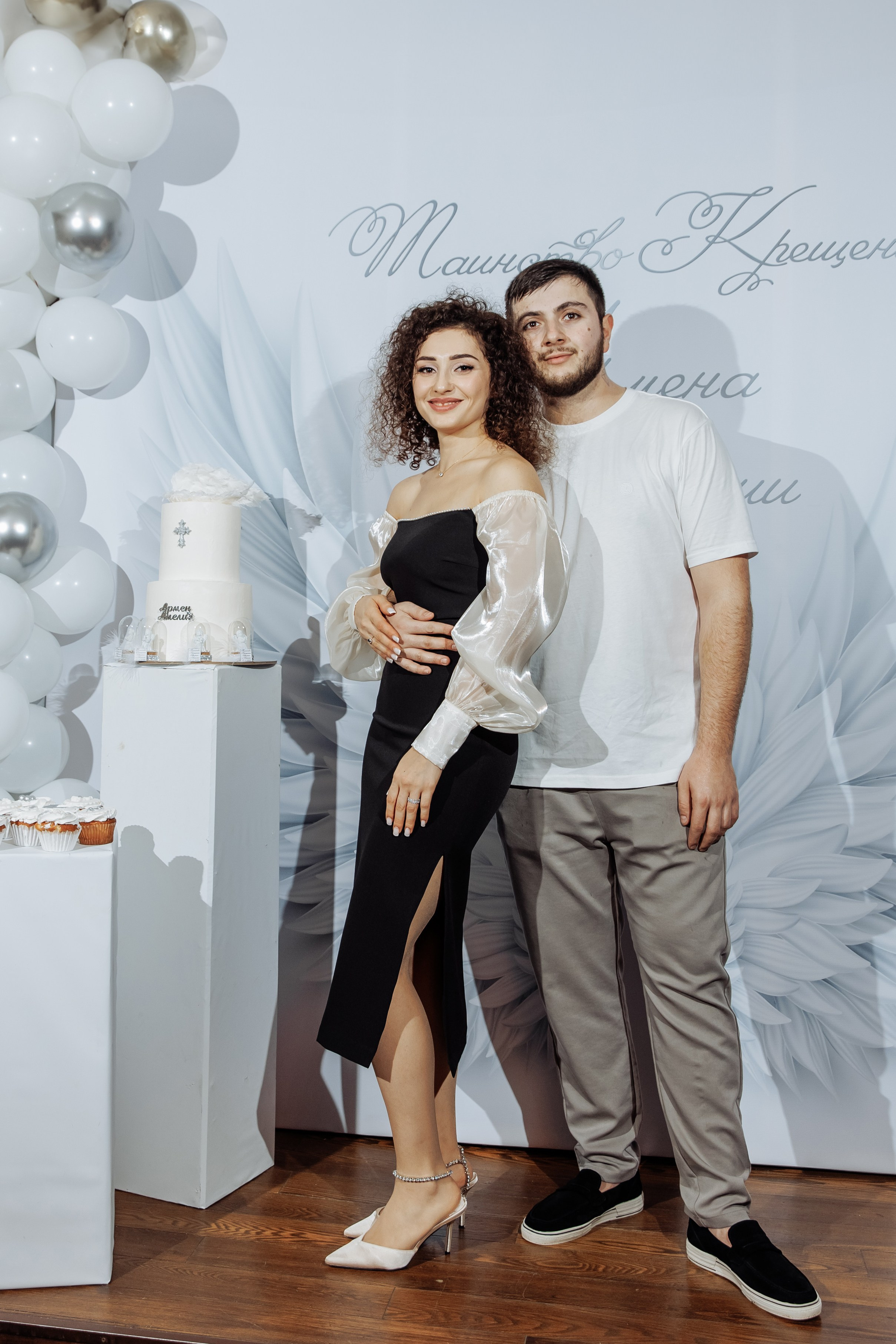 Крестины и день рождения. Семейный фотограф на крещение и венчание