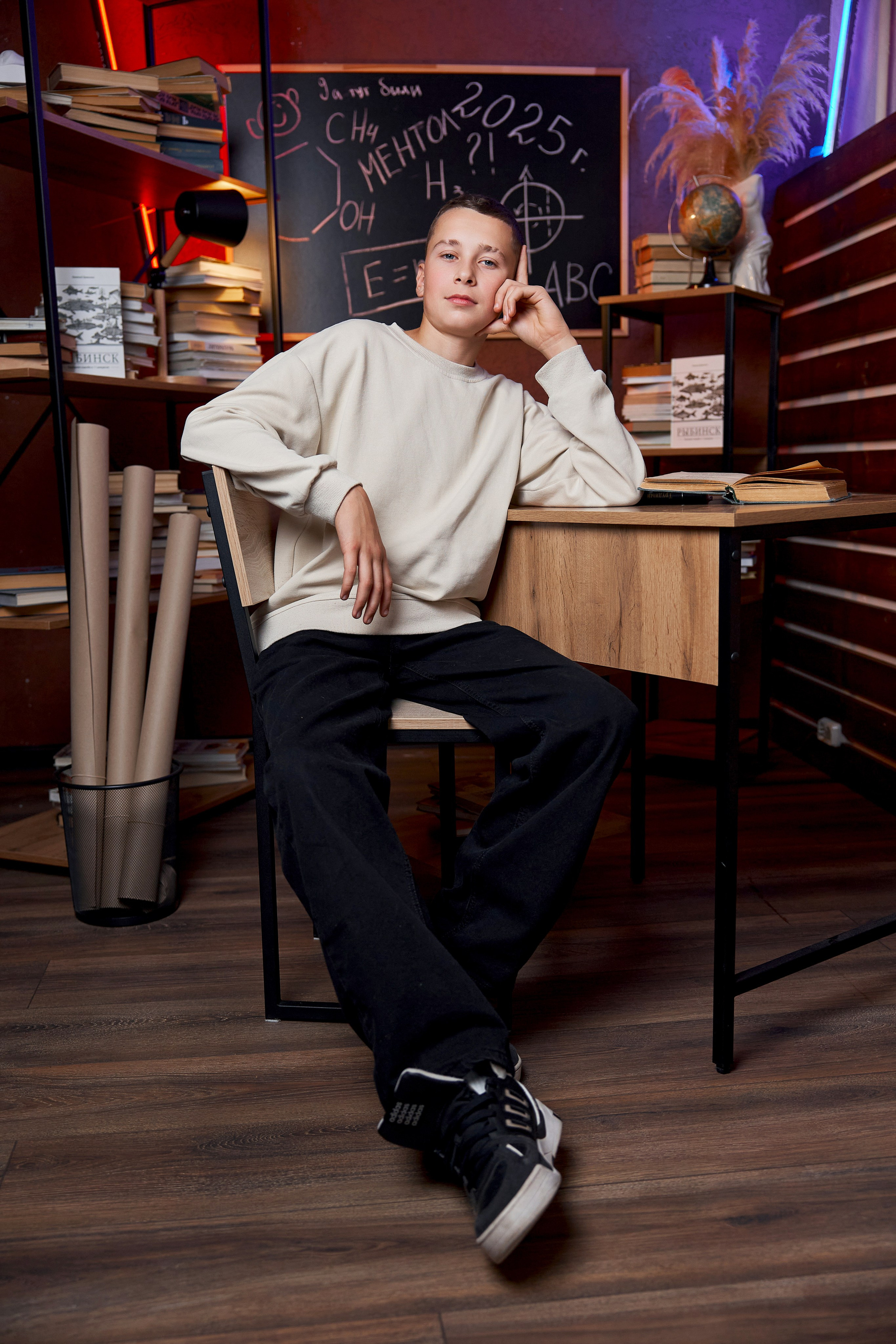 9 — 11 классы. Выпускные альбомы в Рыбинске и Ярославле