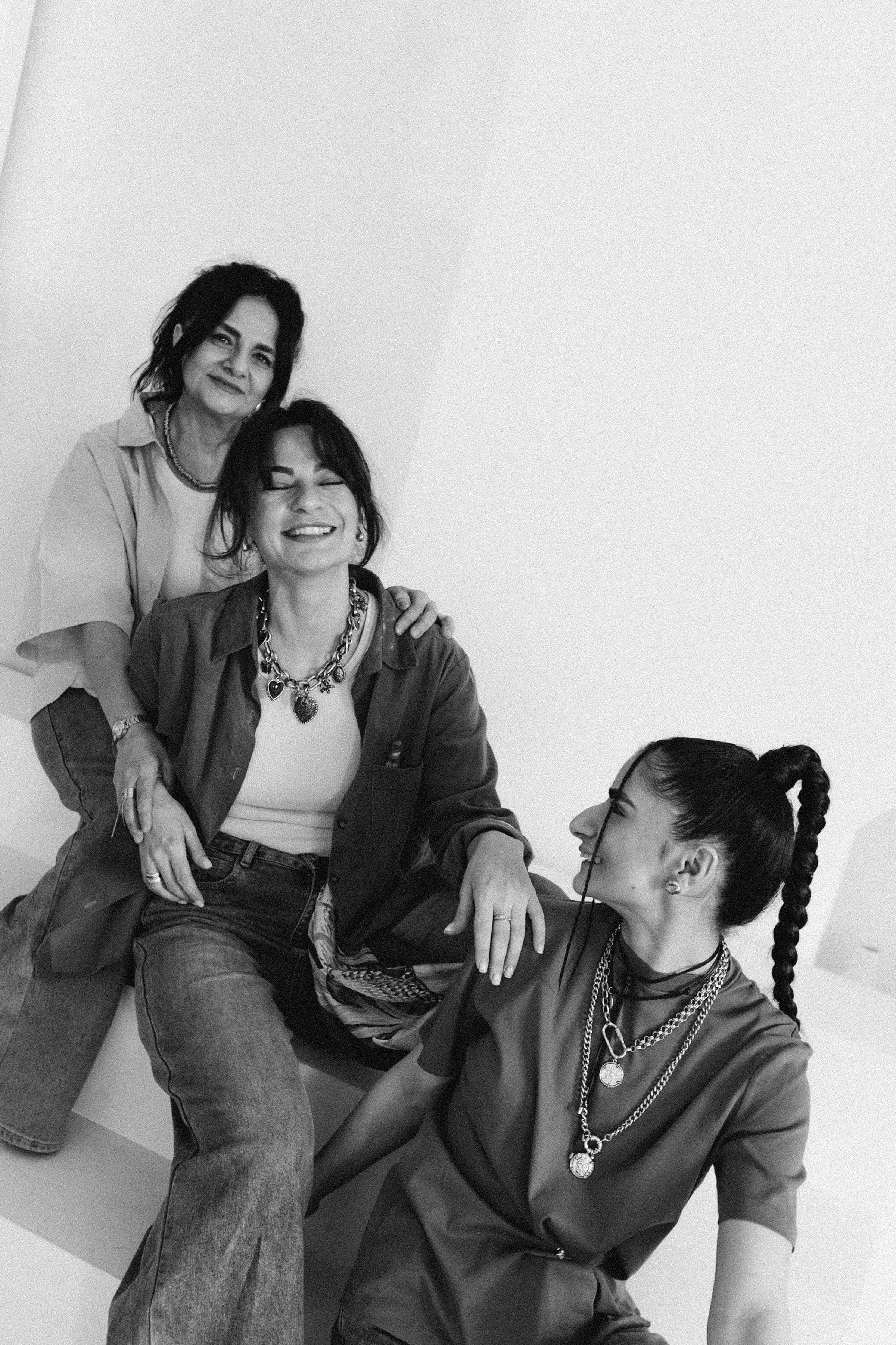 Наринэ, Анита и Марьям. Семейный фотограф в Волгодонске Краченцева Анна