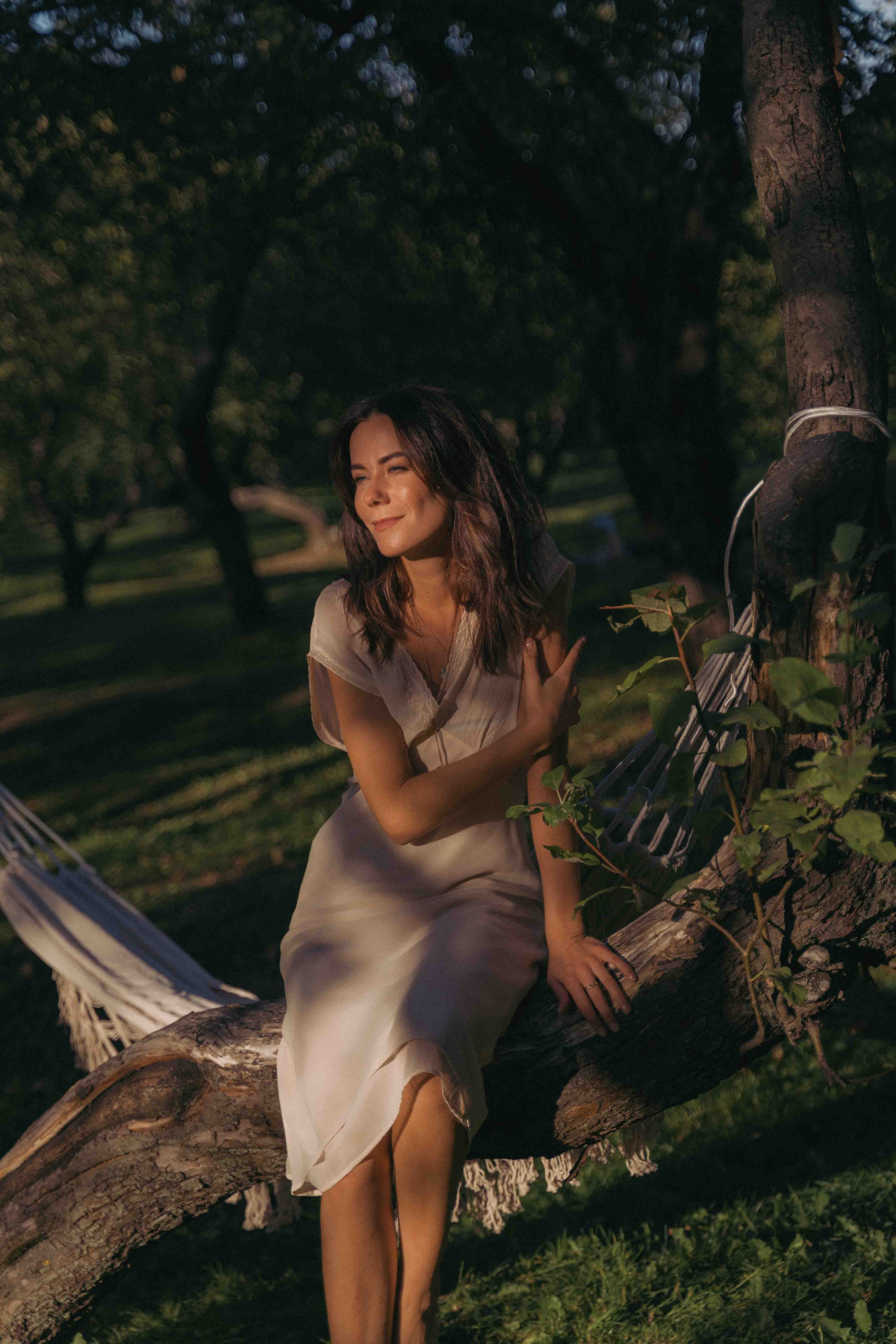 Яблоневый сад и гамак. Фотограф и видеограф в Москве и Абу Даби Мария Кулагина