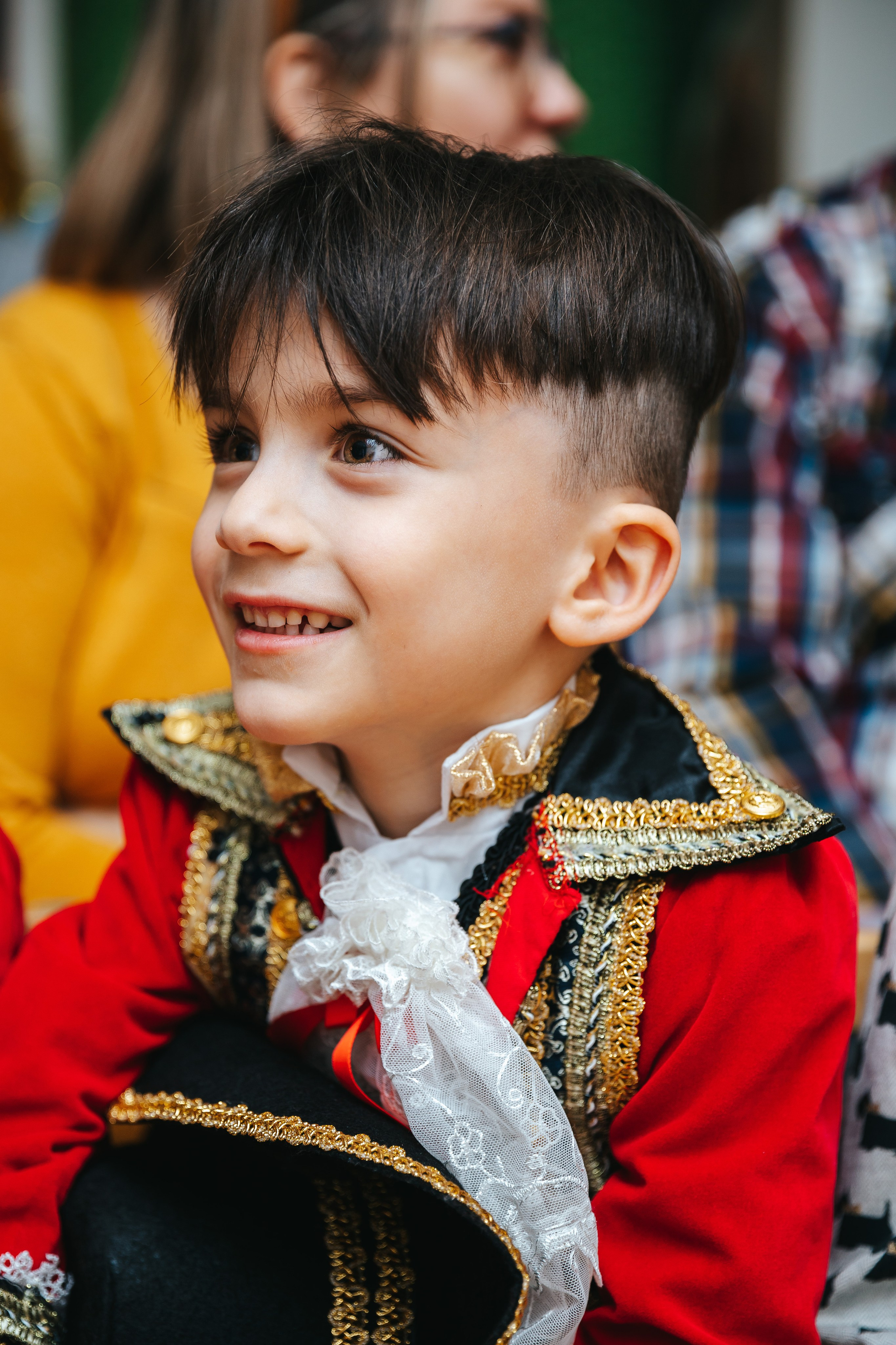 Новогодний утренник в Монтессори-садике. Семейный lifestyle фотограф в Санкт-Петербурге Людмила Пахомова