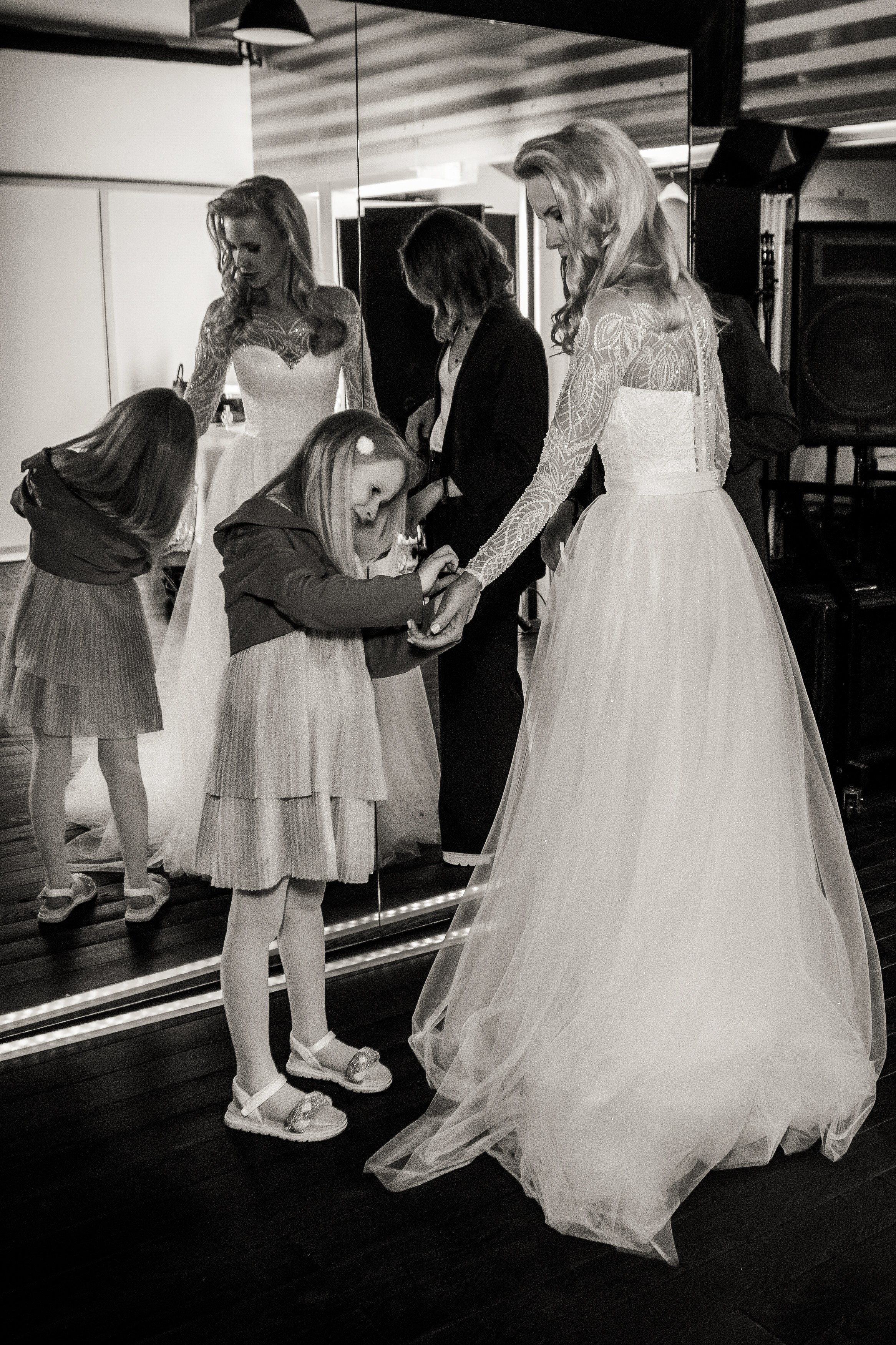 Свадебная фотосессия на ВДНХ. Свадебный и семейный фотограф в Москве и Подмосковье Лариса Козлова