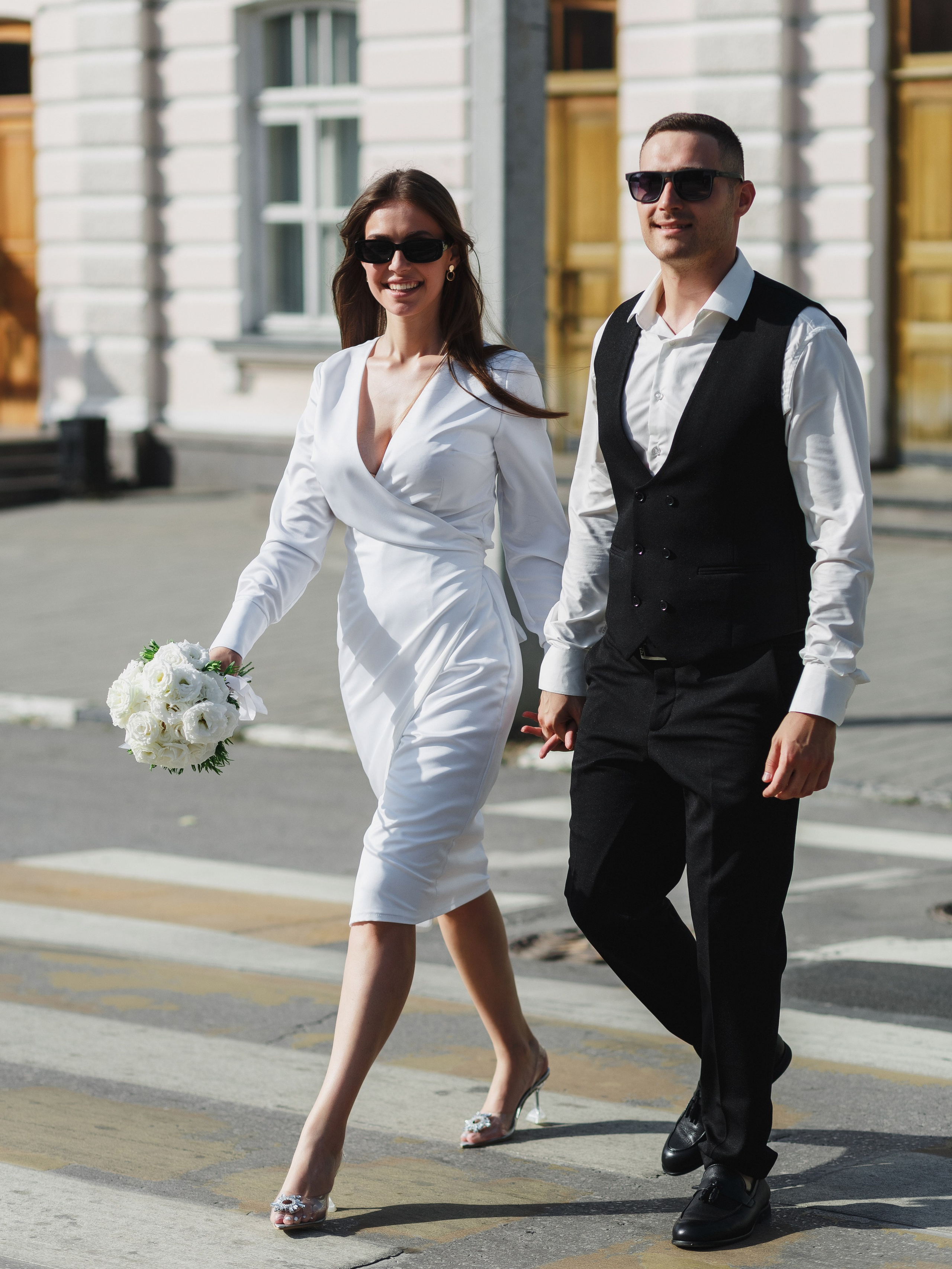 Свадебный фотограф Таганрог — фотосессия в центре города и банкет в коттедже «Виктория». Свадебный и семейный фотограф в Таганроге Бакарюк Антон