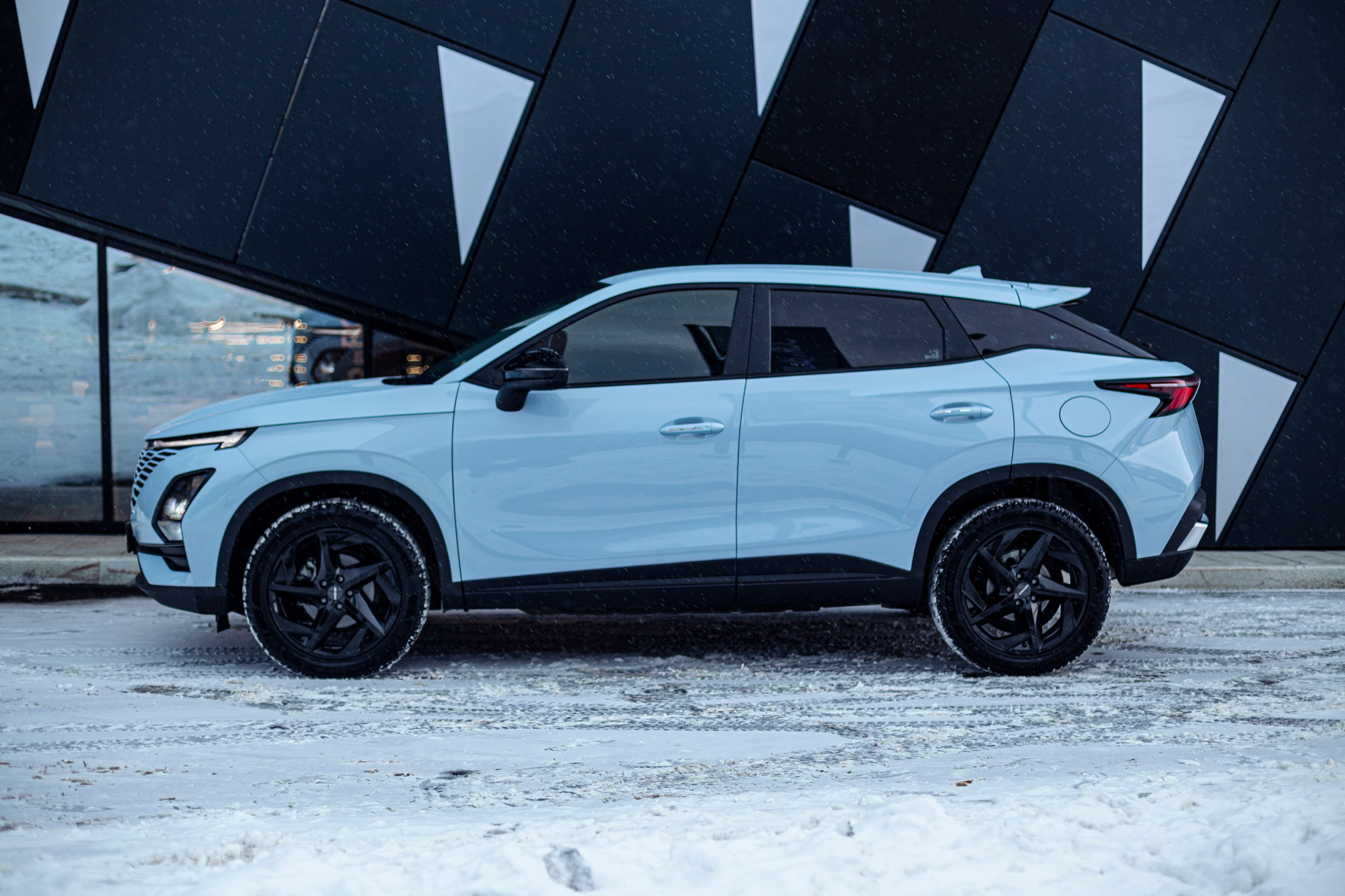 OMODA C5. Автомобильный фотограф в Екатеринбурге Сергей Эндерс