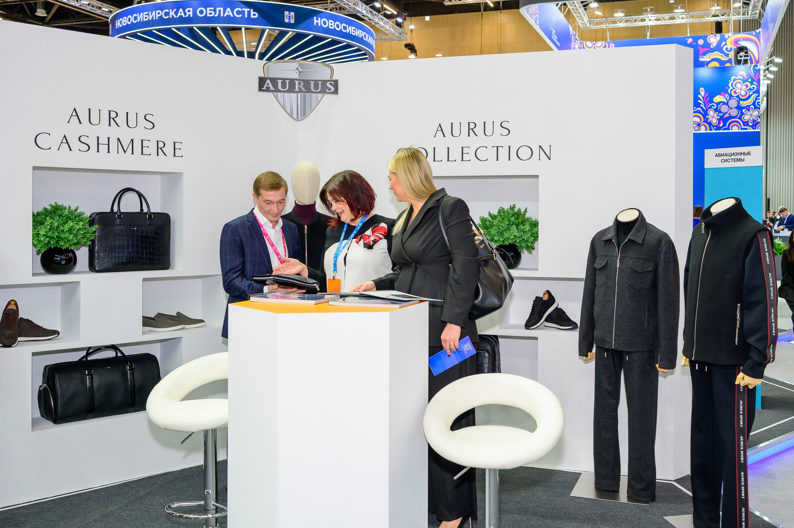 «ИННОПРОМ. Беларусь» — это международная промышленная выставка, объединяющая представителей различных отраслей промышленности, инновационных компаний, инвесторов и государственных структур. Это уникальная платформа для обмена опытом, внедрения новых идей и технологий, что способствует повышению актуальности отрасли и развитию сотрудничества между странами.#БольшаяпромышленнаянеделявМинске @belexpo_by@ph.andrey_puhach #bigindustrialweek #bigindustrialwee